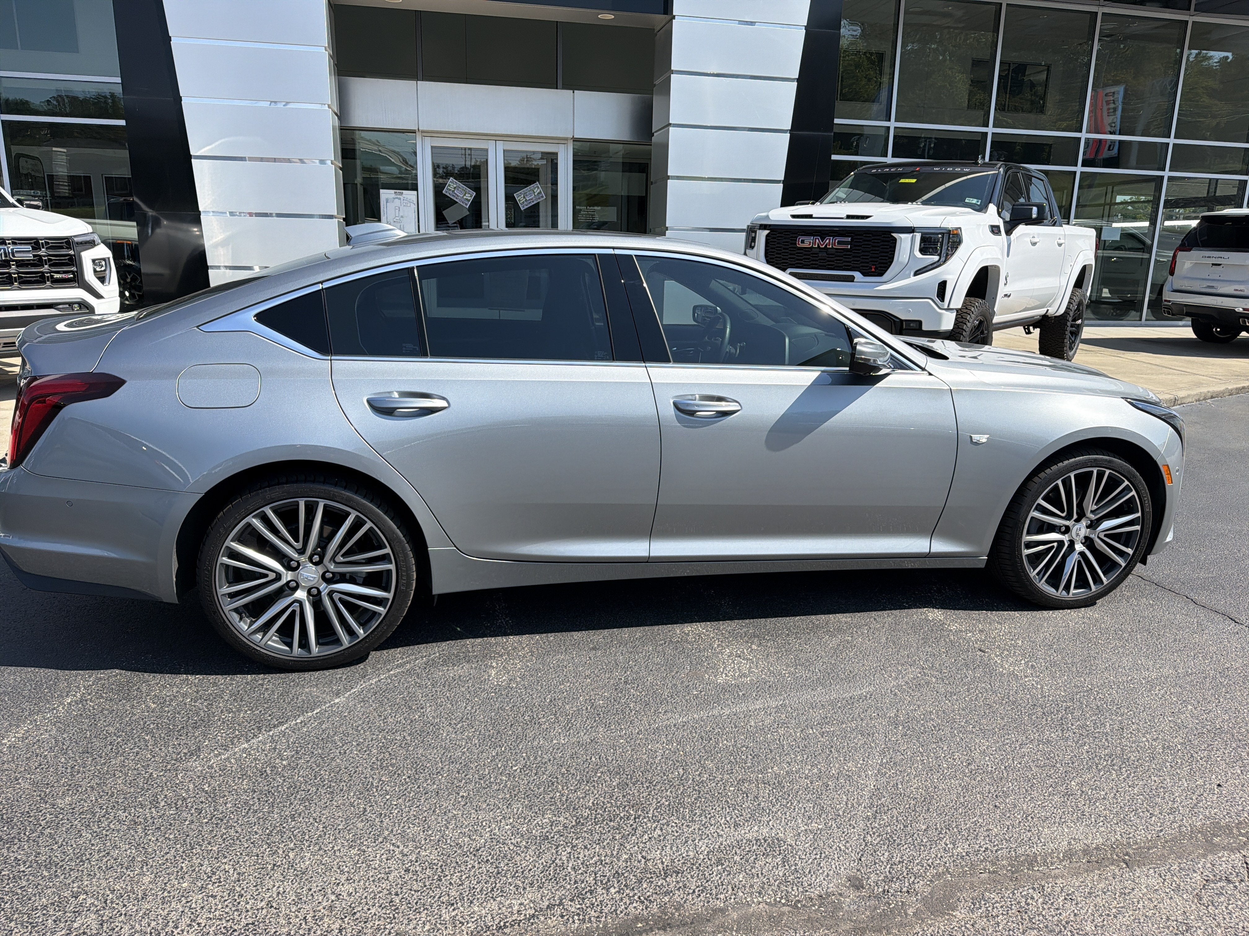 2025 Cadillac CT5 Premium Luxury