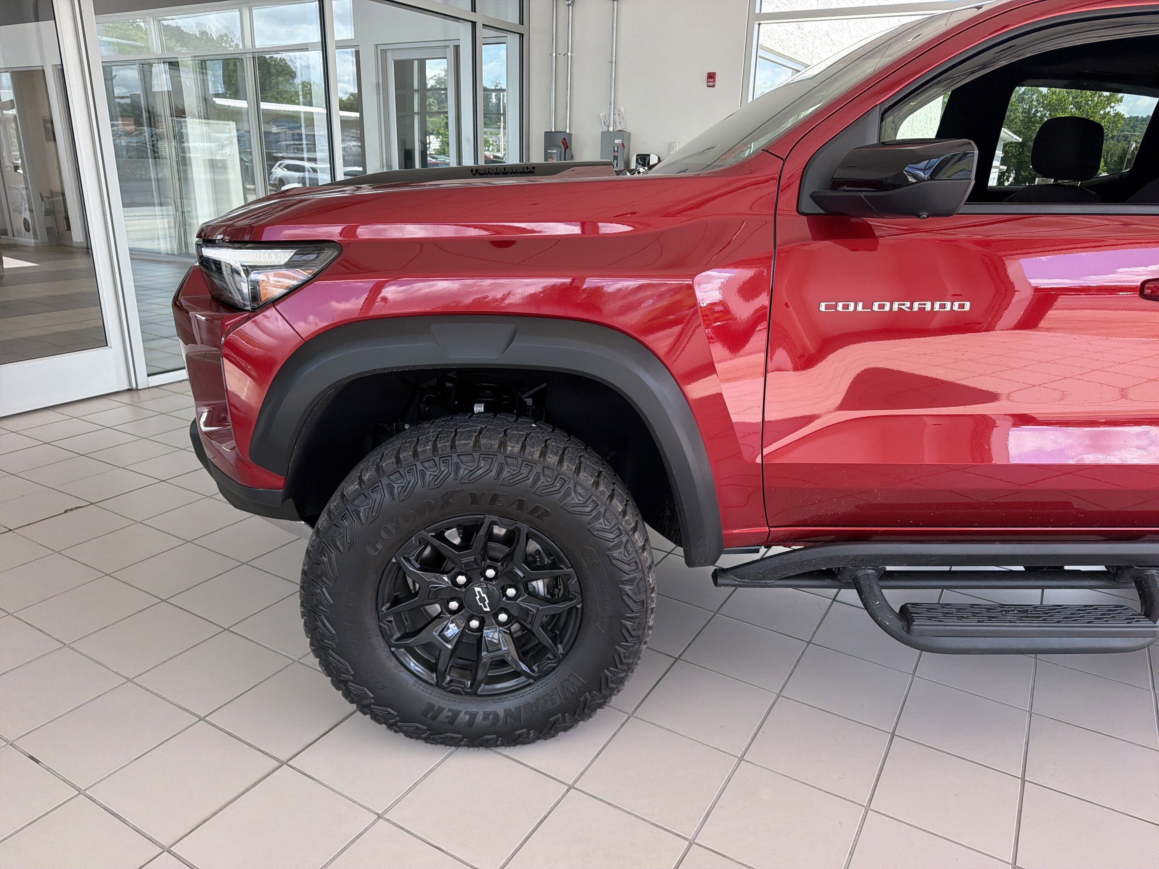 2025 Chevrolet Colorado ZR2