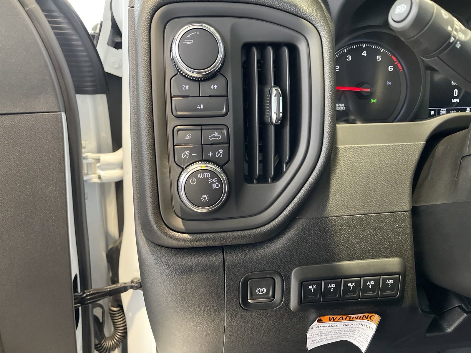 2024 GMC Sierra 2500 HD Pro