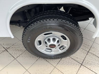 2024 GMC Sierra 2500 HD Pro