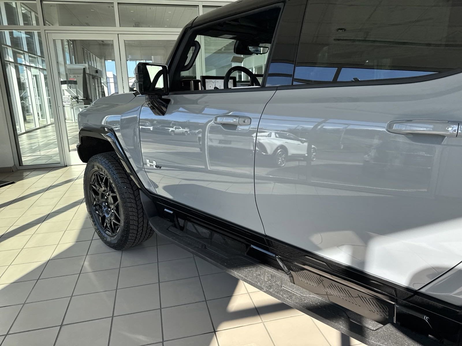 2025 GMC HUMMER EV SUV 2X