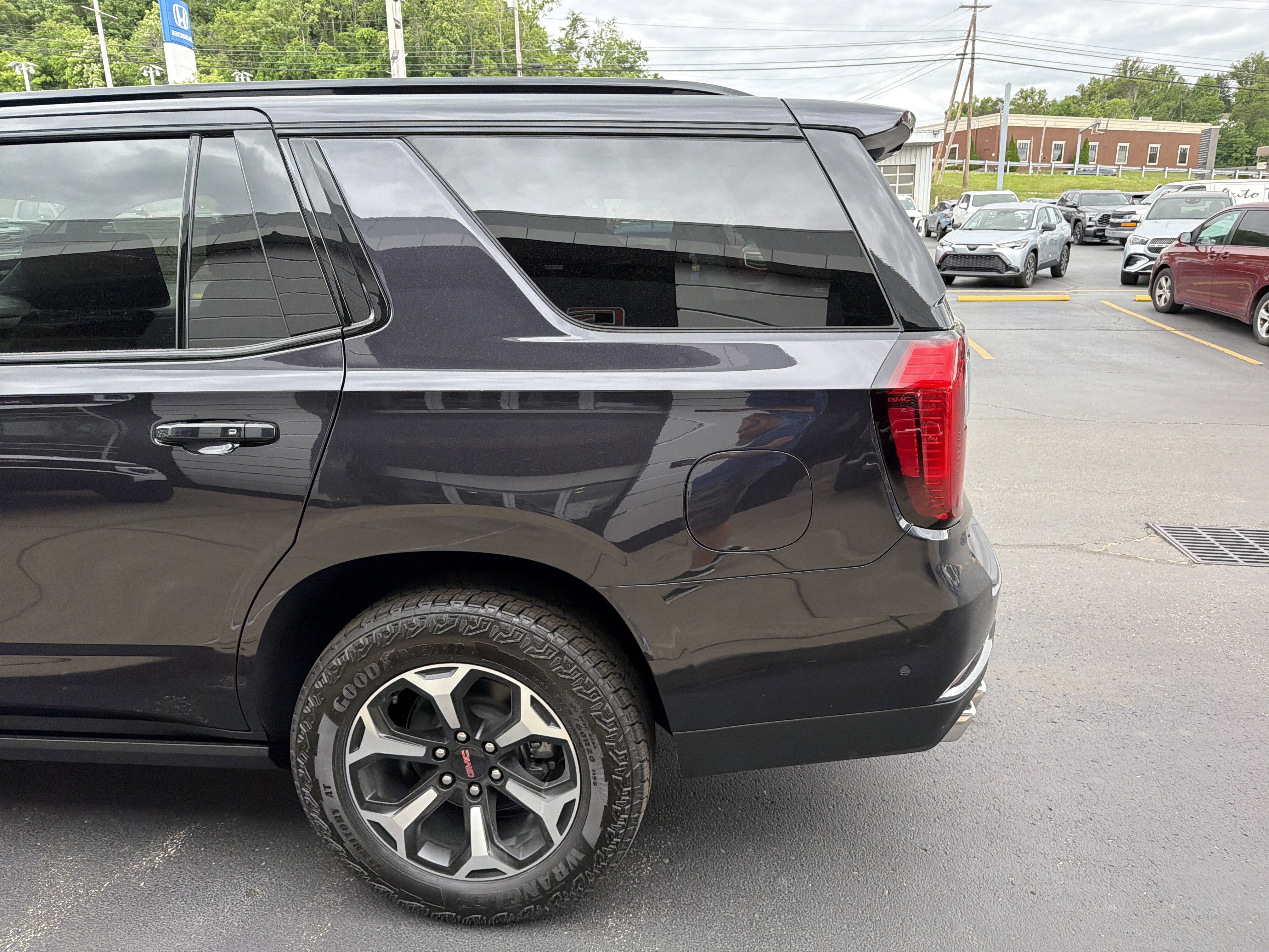 2026 GMC Yukon AT4