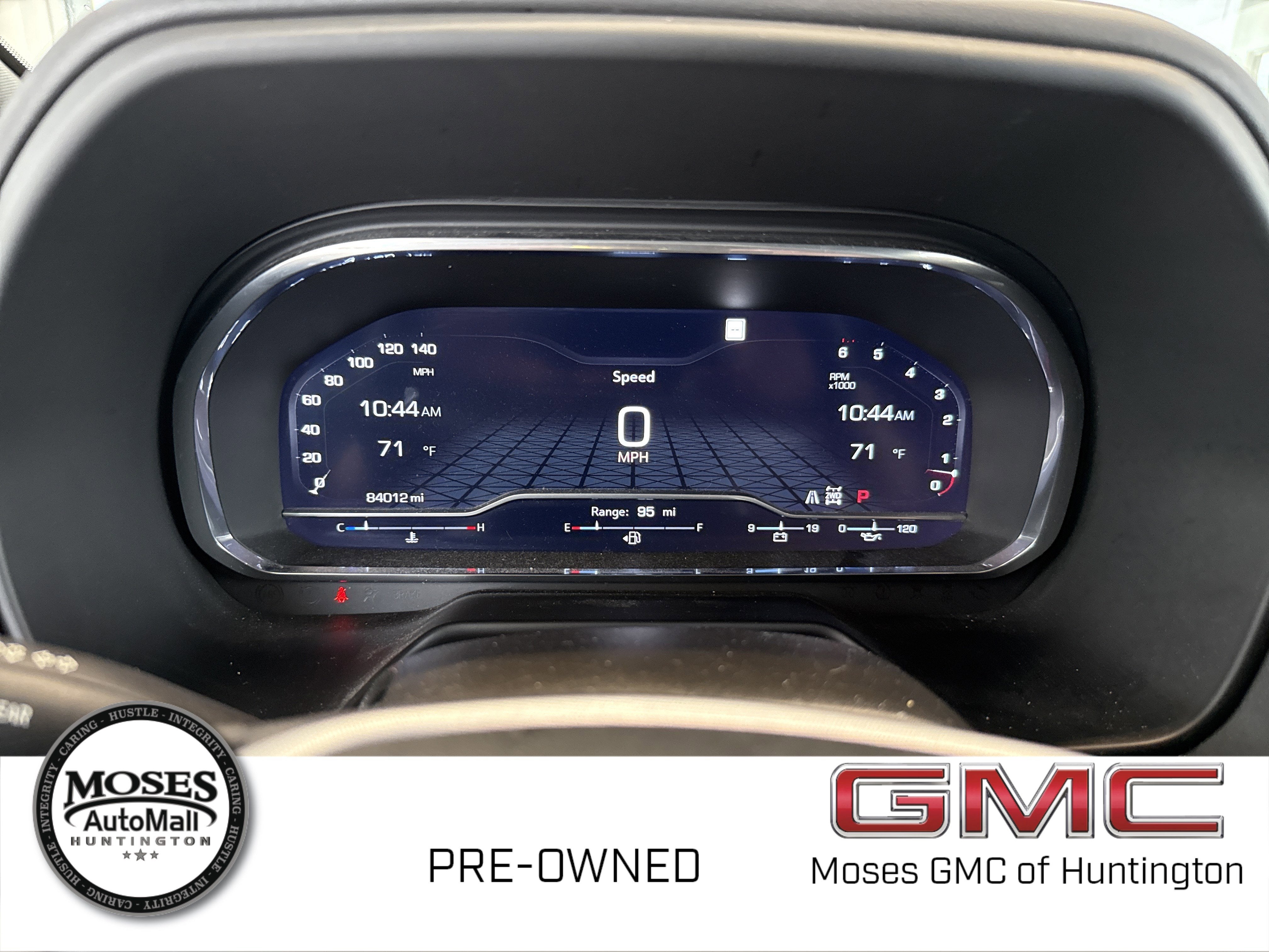 2022 GMC Yukon XL SLT