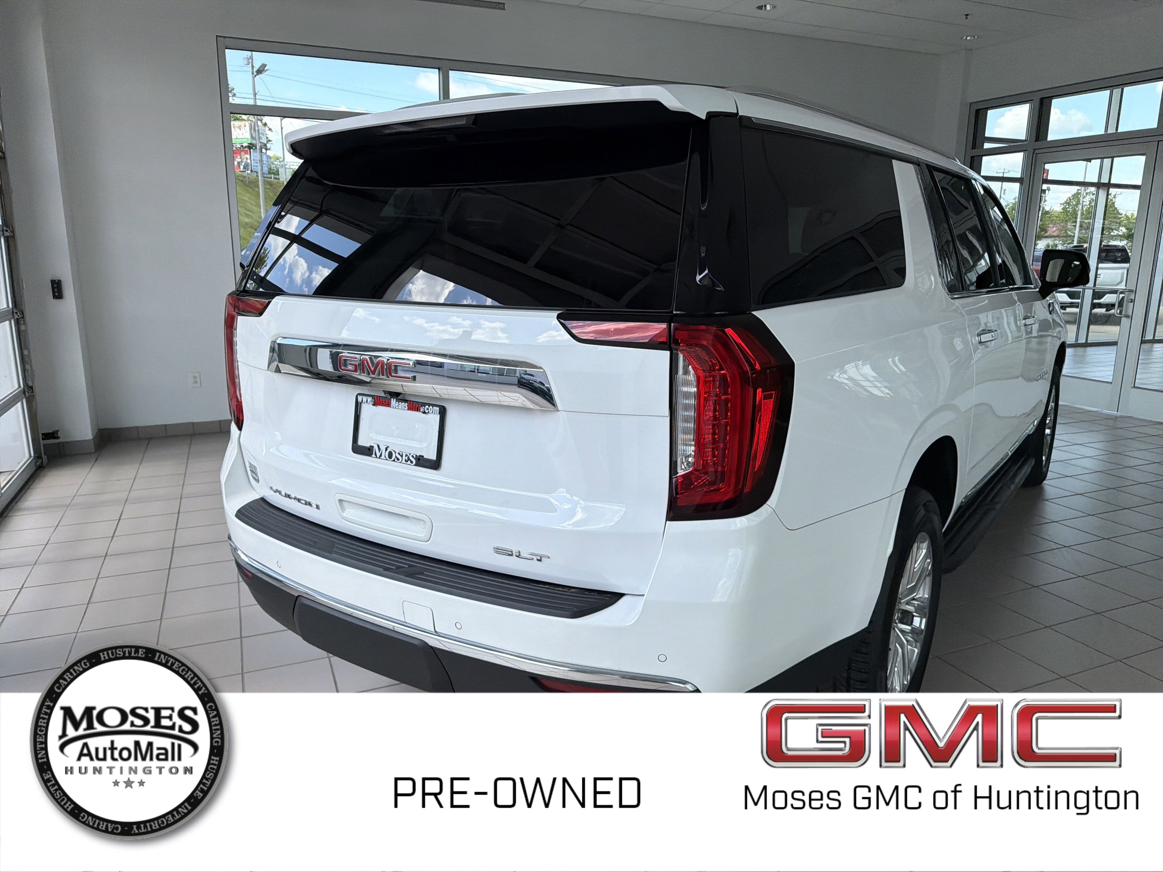 2023 GMC Yukon XL SLT
