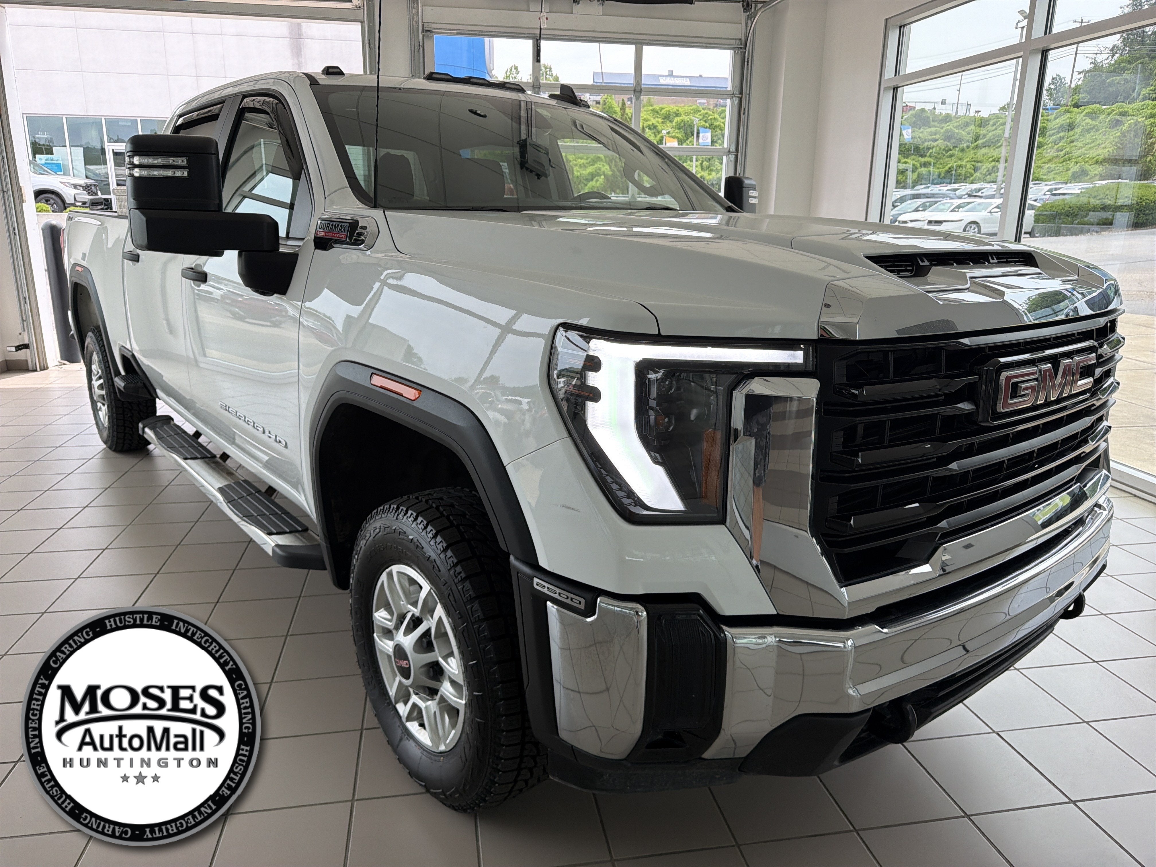 2024 GMC Sierra 2500 HD Pro