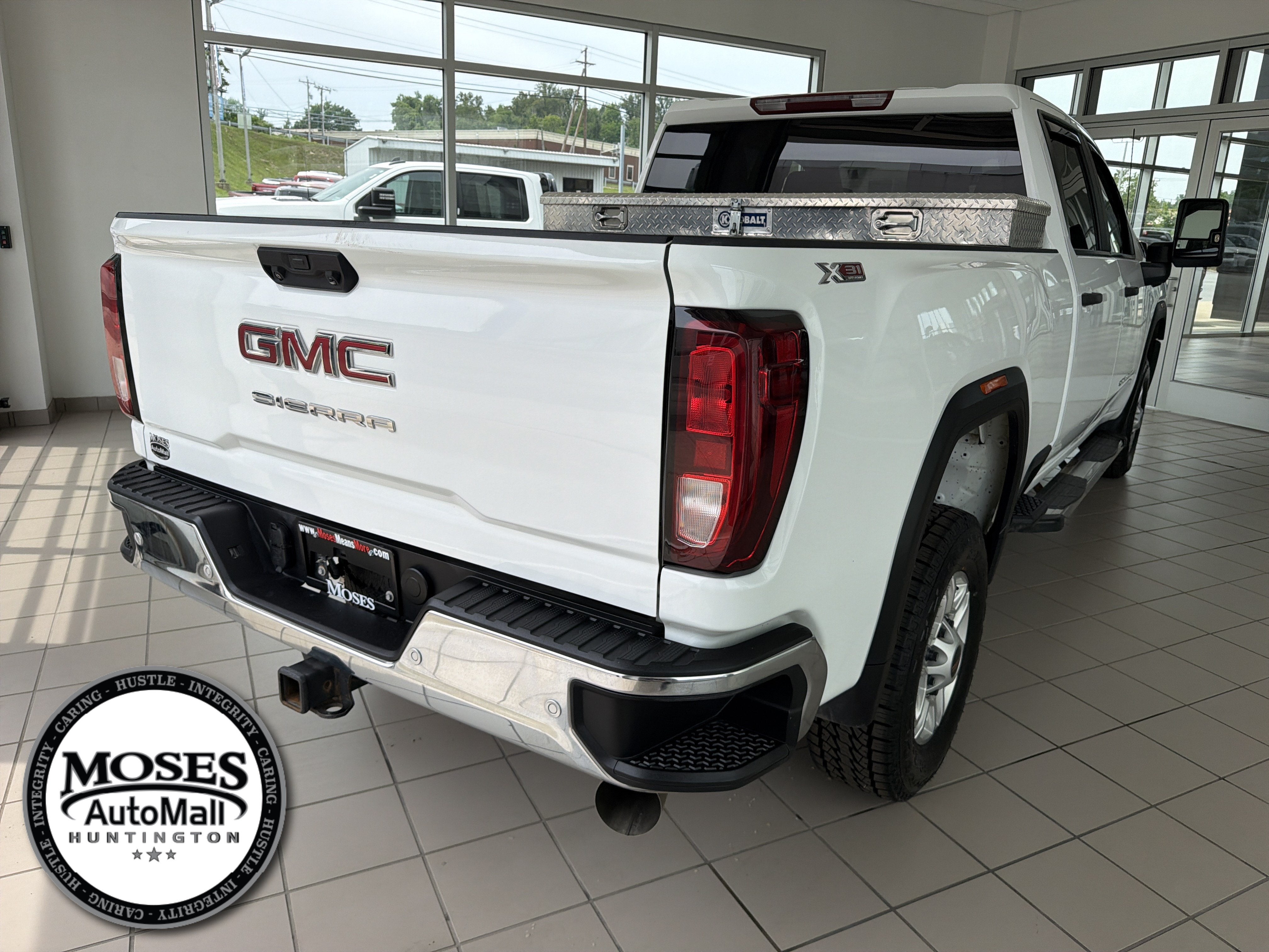 2024 GMC Sierra 2500 HD Pro