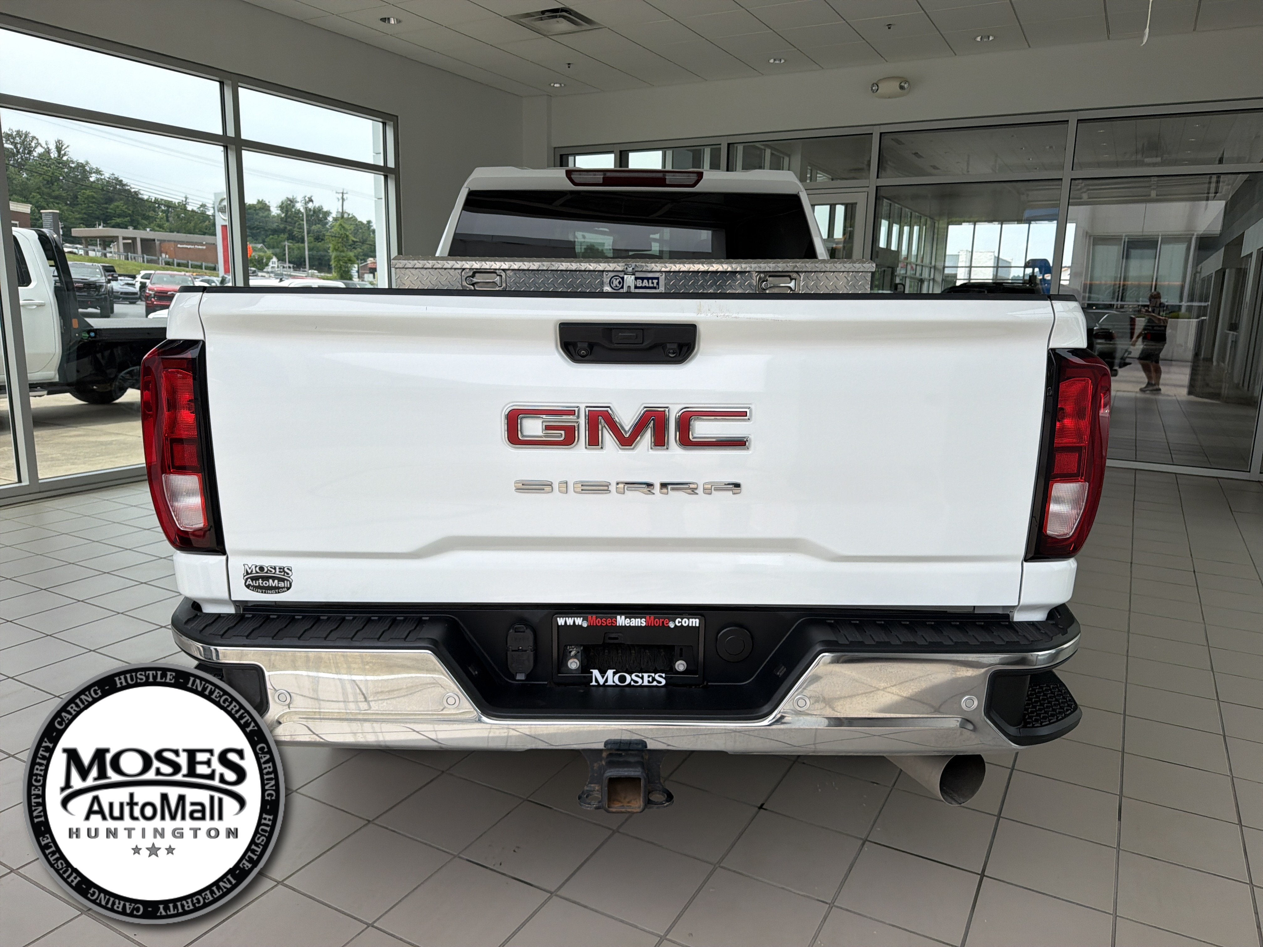 2024 GMC Sierra 2500 HD Pro