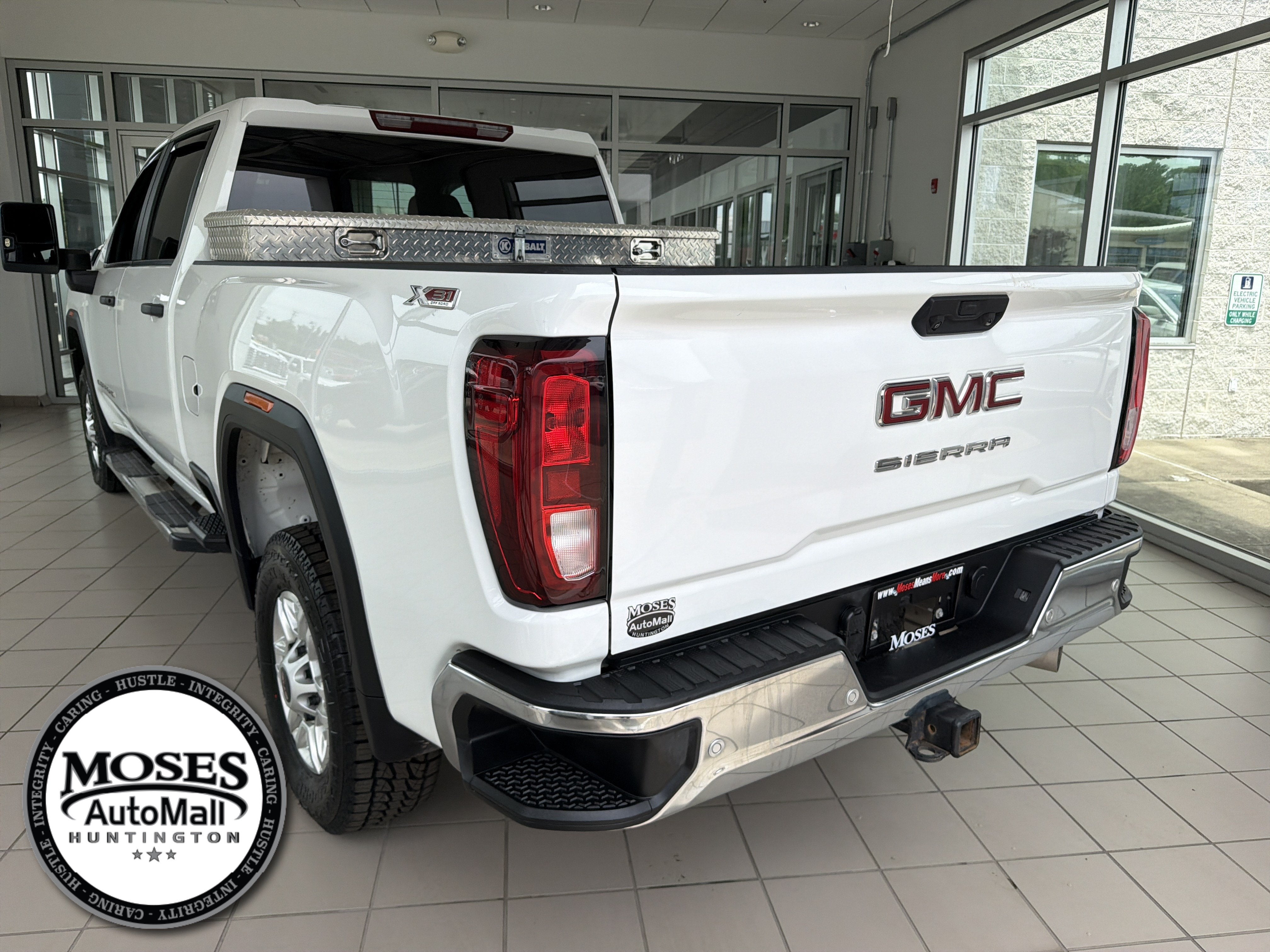 2024 GMC Sierra 2500 HD Pro