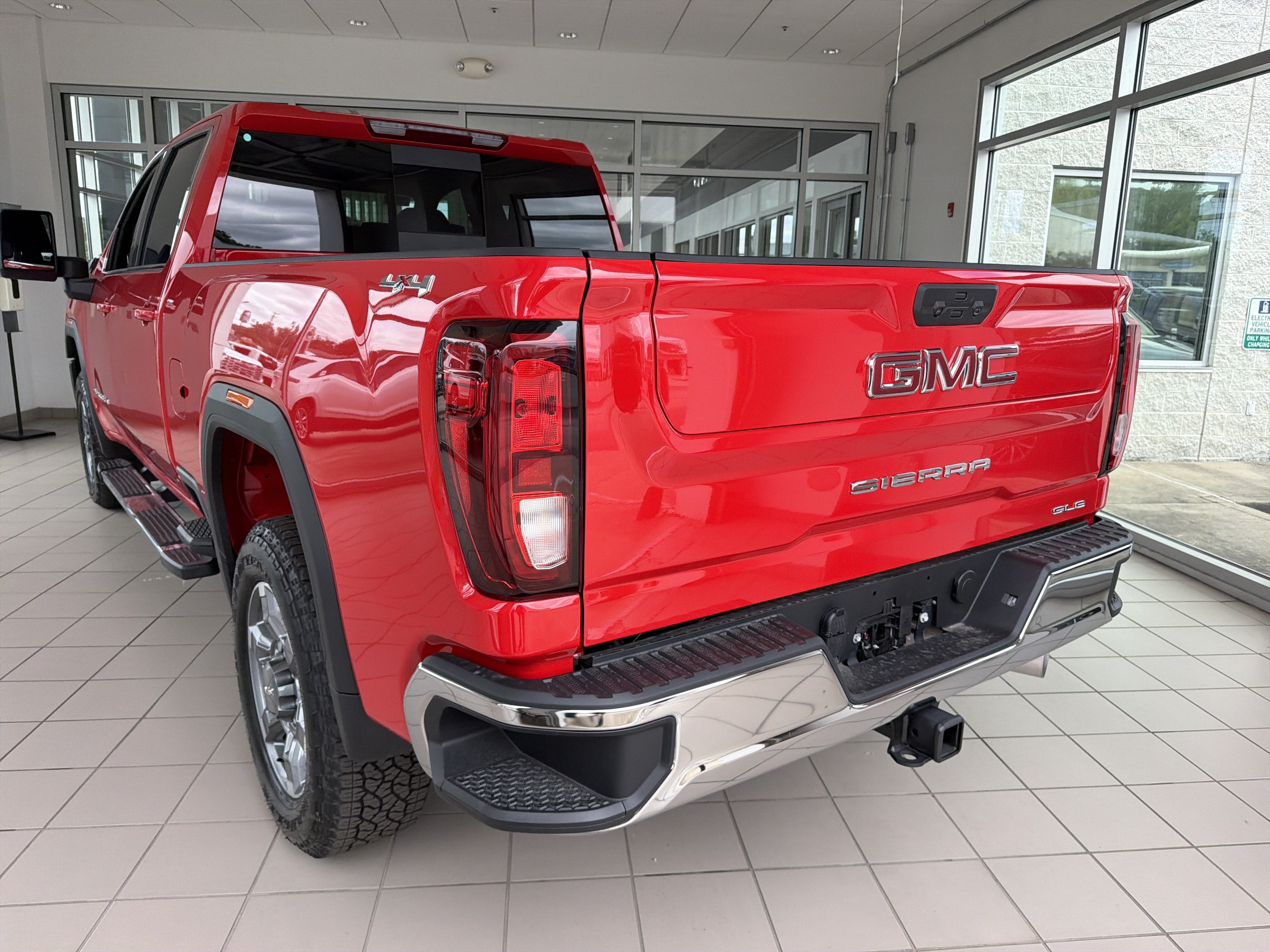 2026 GMC Sierra 2500 HD SLE