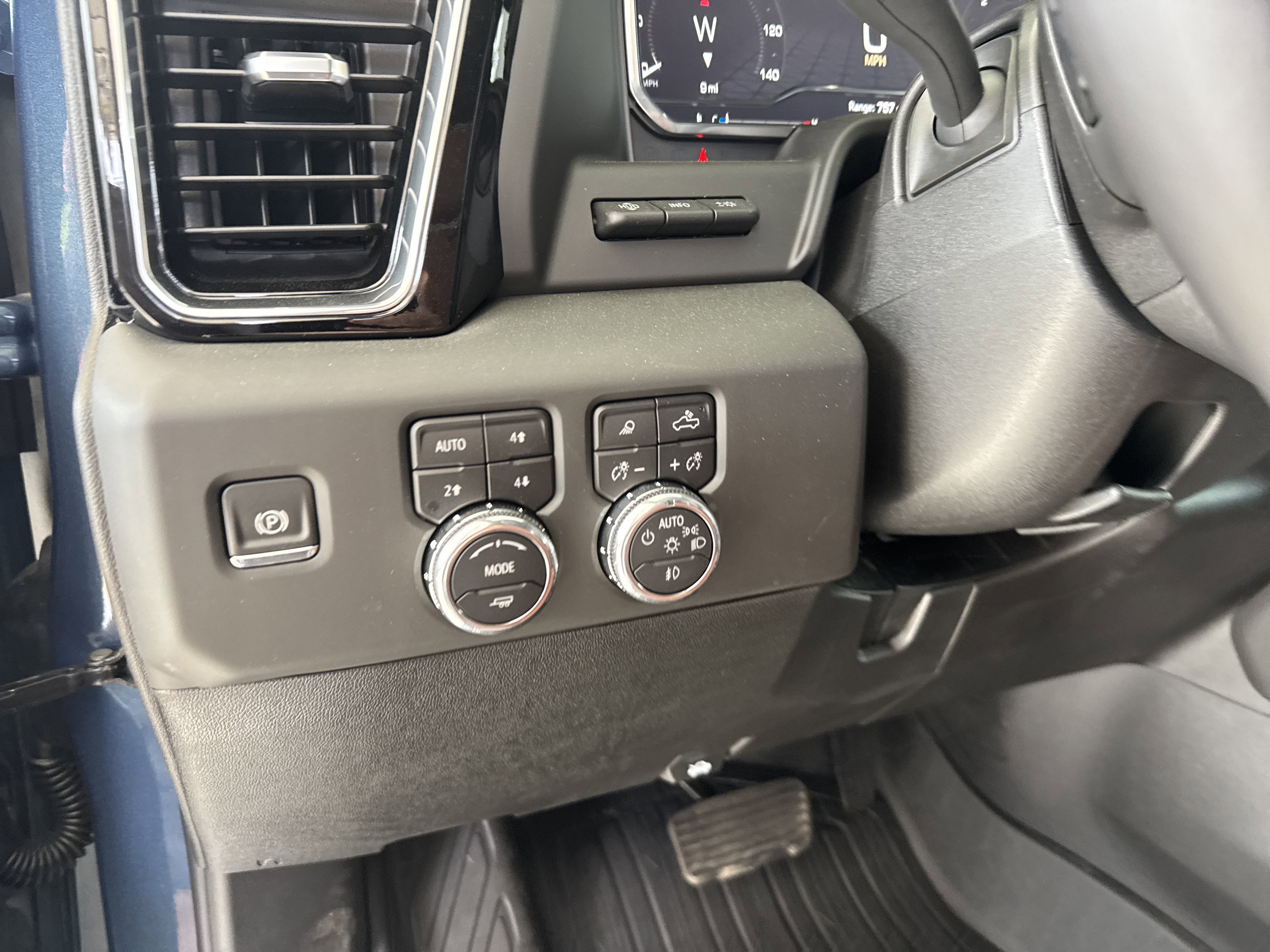 2025 GMC Sierra 2500 HD Denali Ultimate