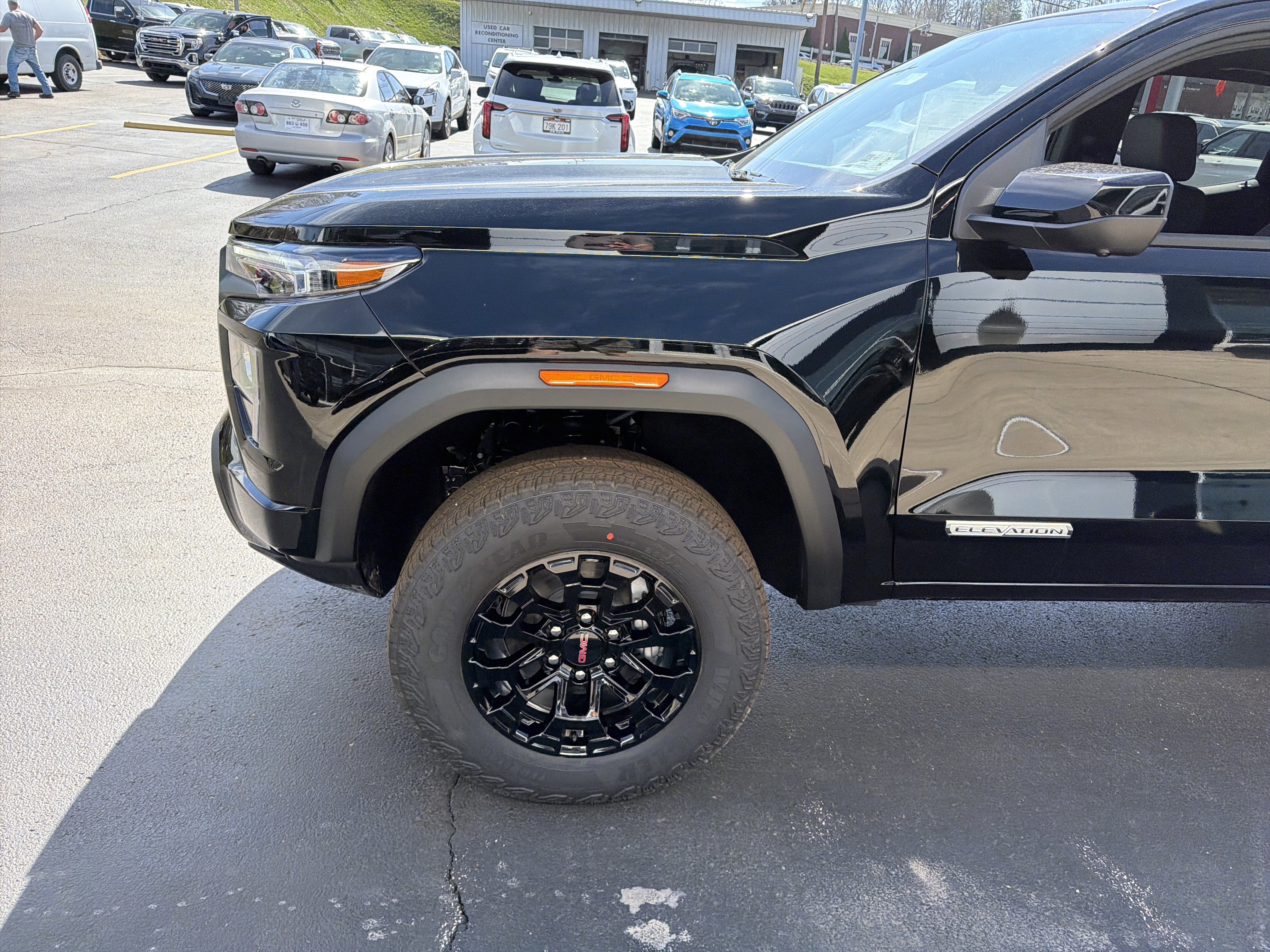 2026 GMC Canyon Elevation