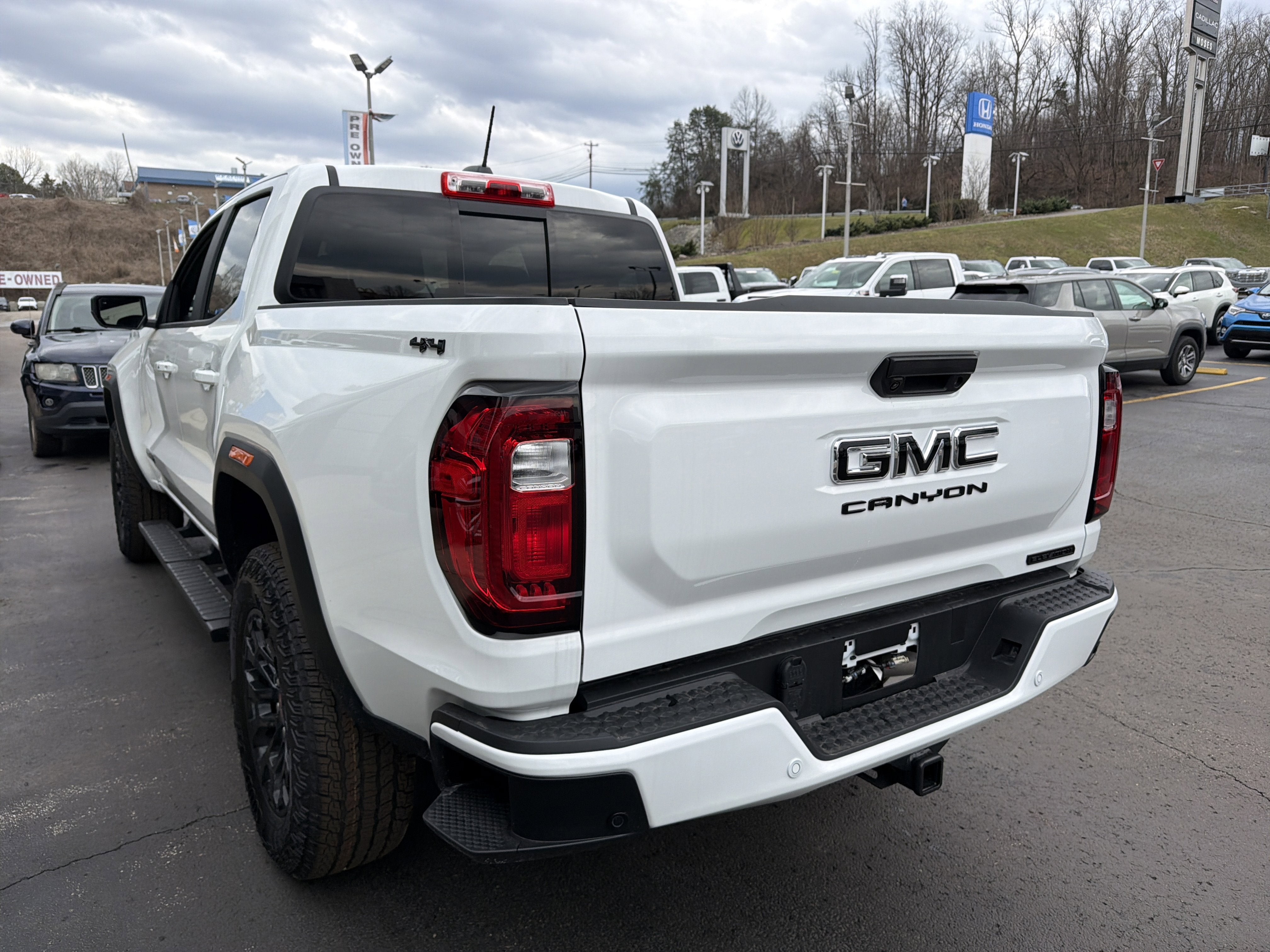 2026 GMC Canyon Elevation