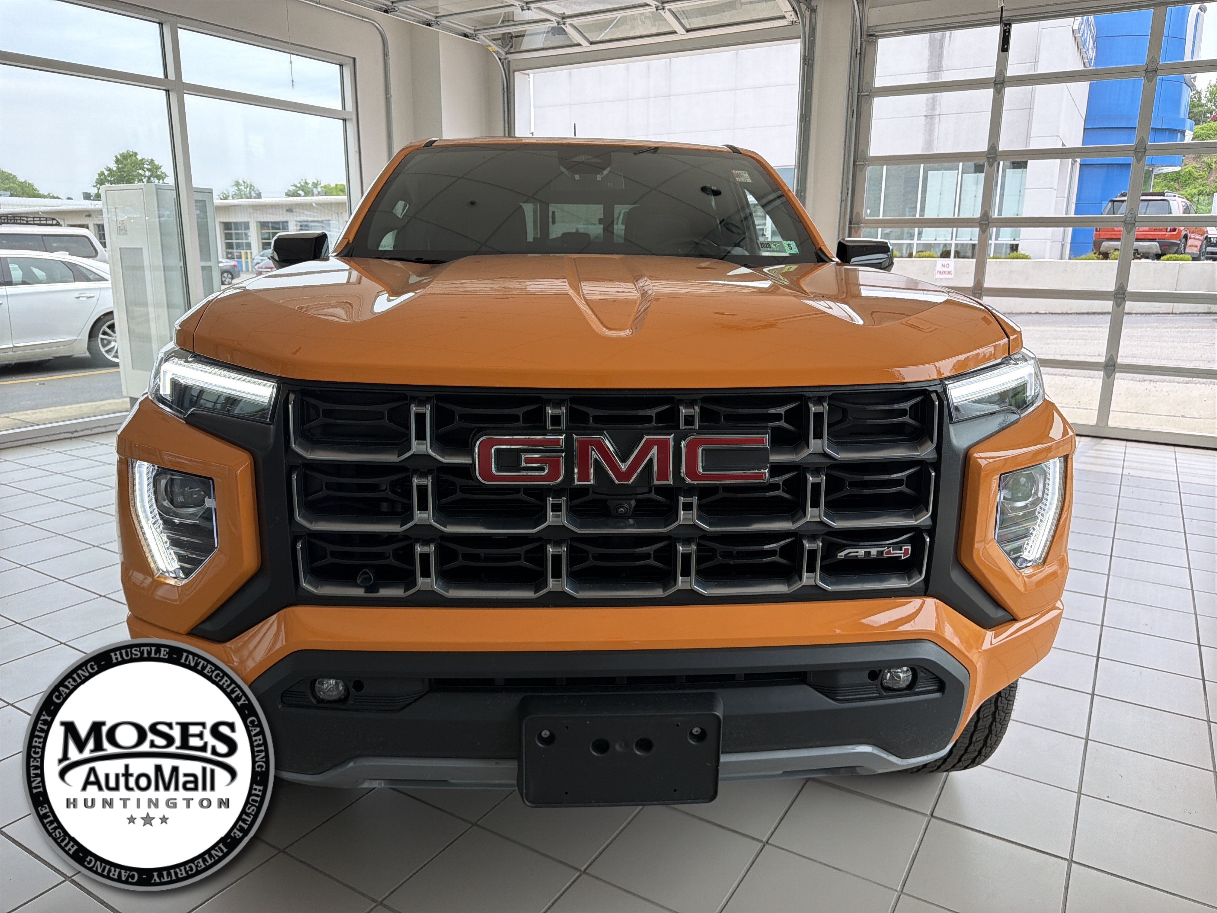 2025 GMC Canyon AT4