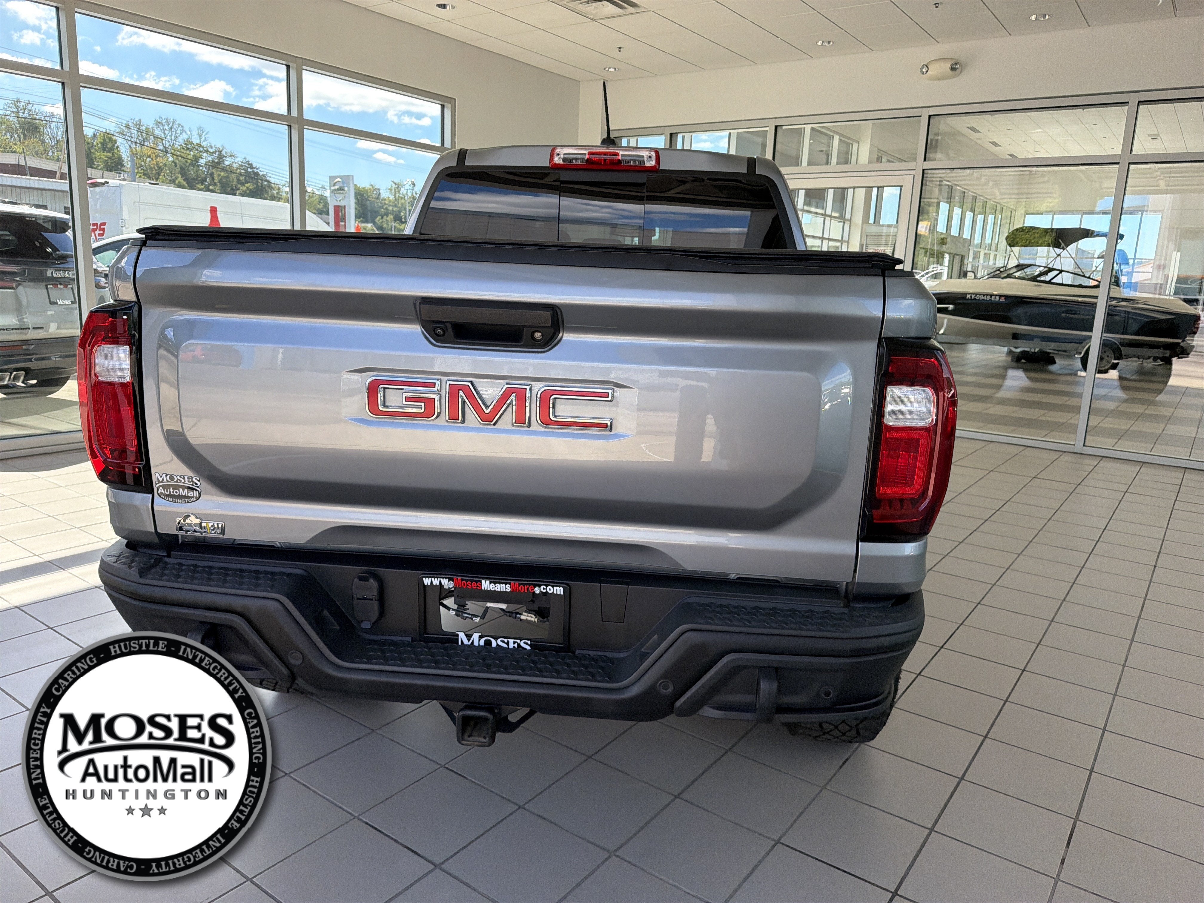 2024 GMC Canyon AT4X