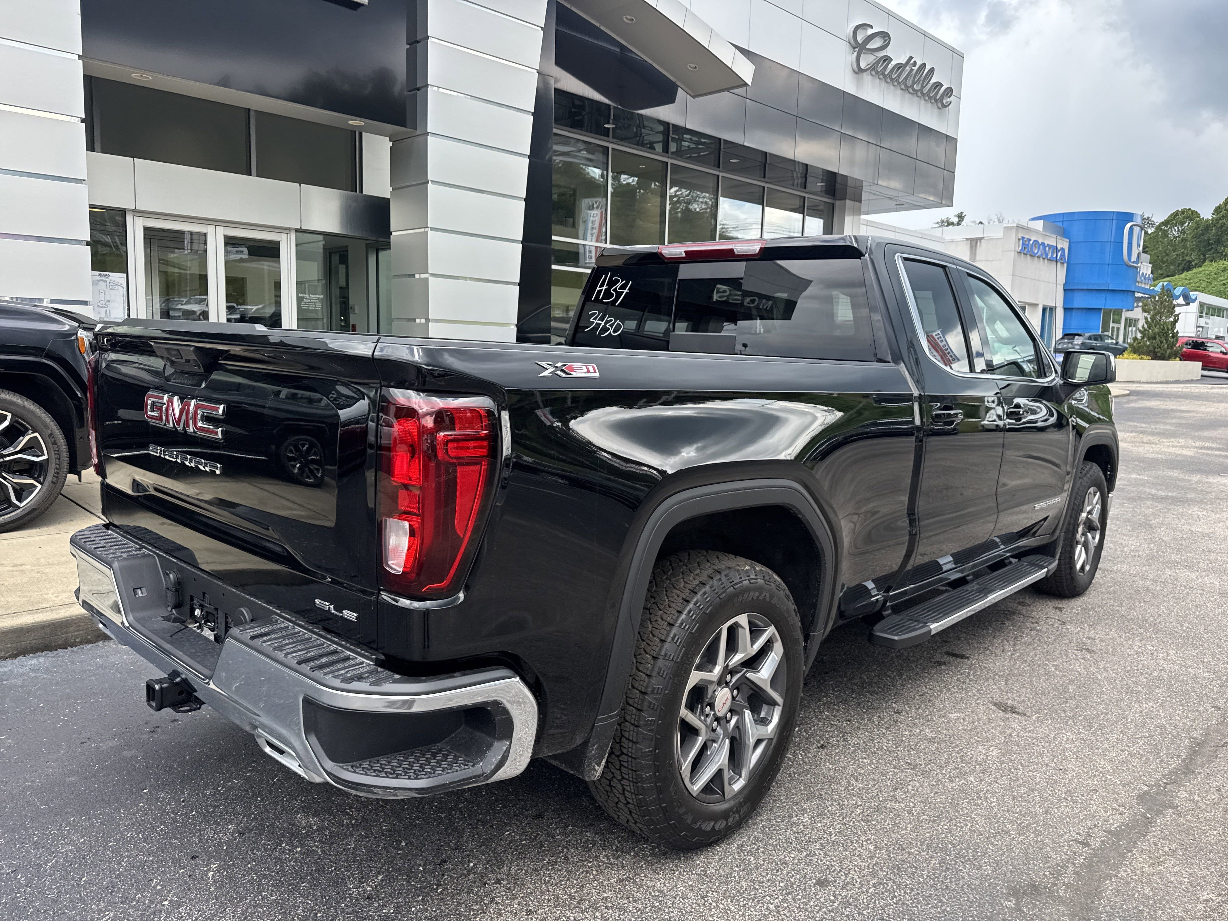 2026 GMC Sierra 1500 SLE