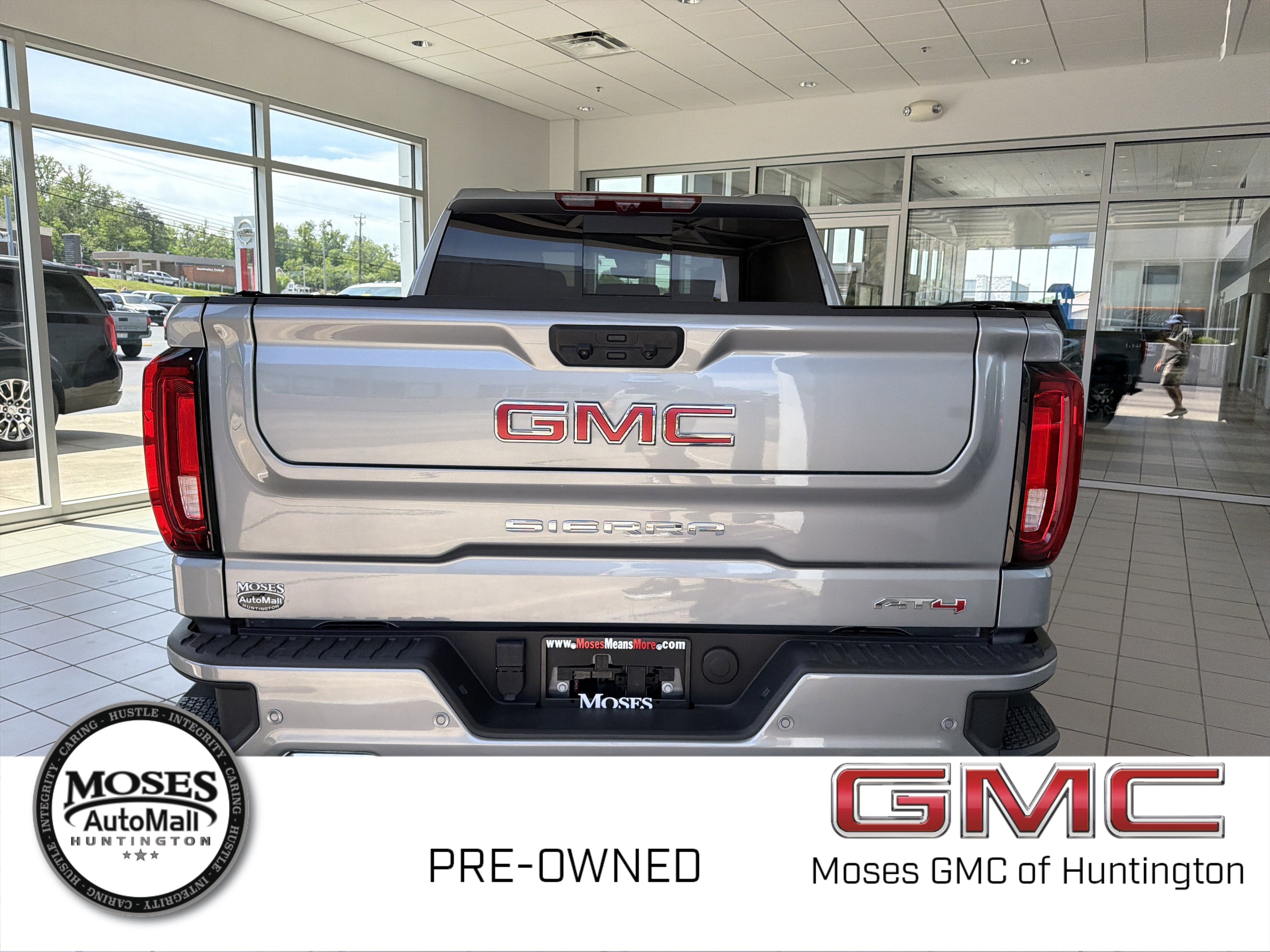 2025 GMC Sierra 1500 AT4