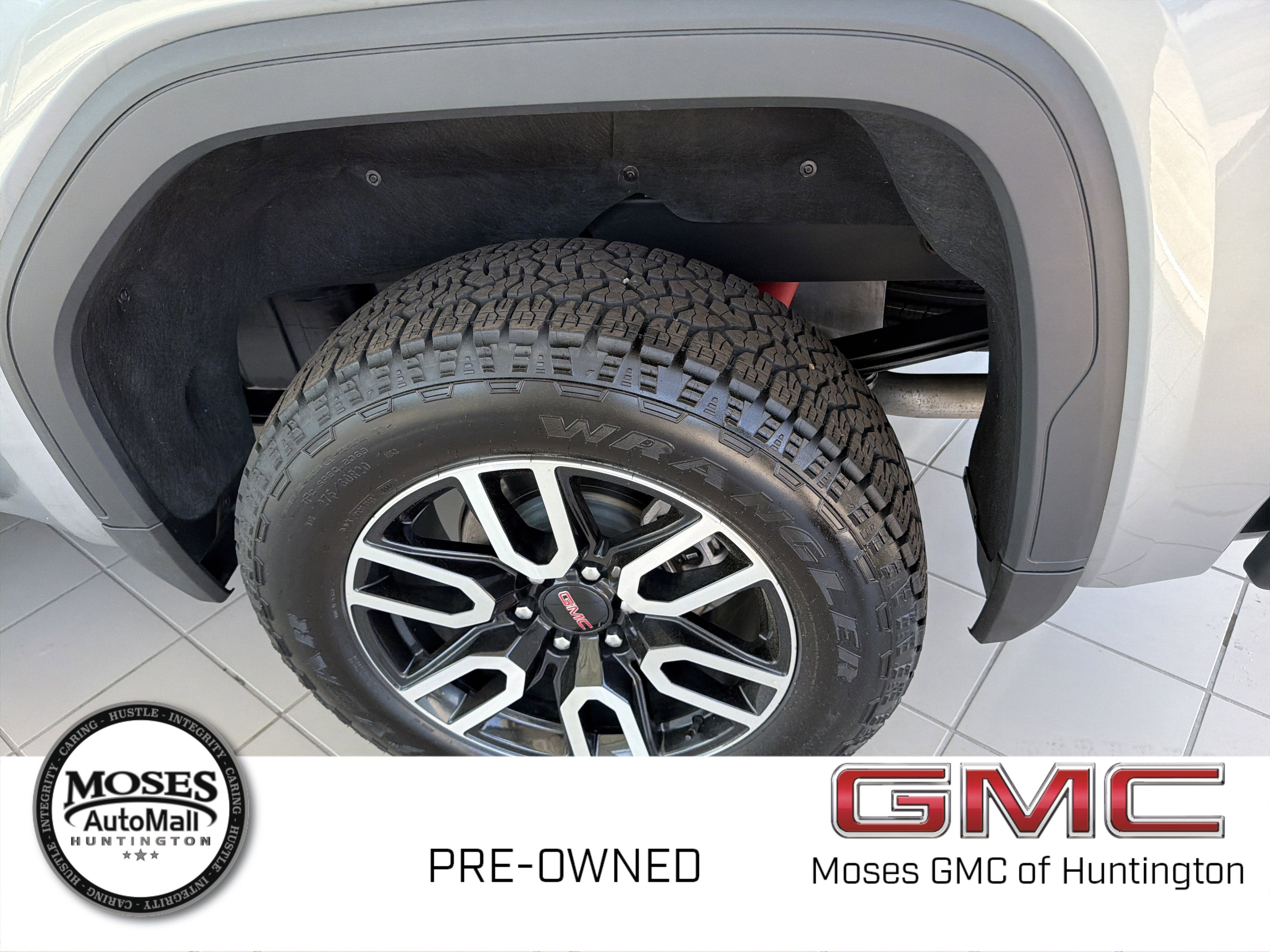 2025 GMC Sierra 1500 AT4