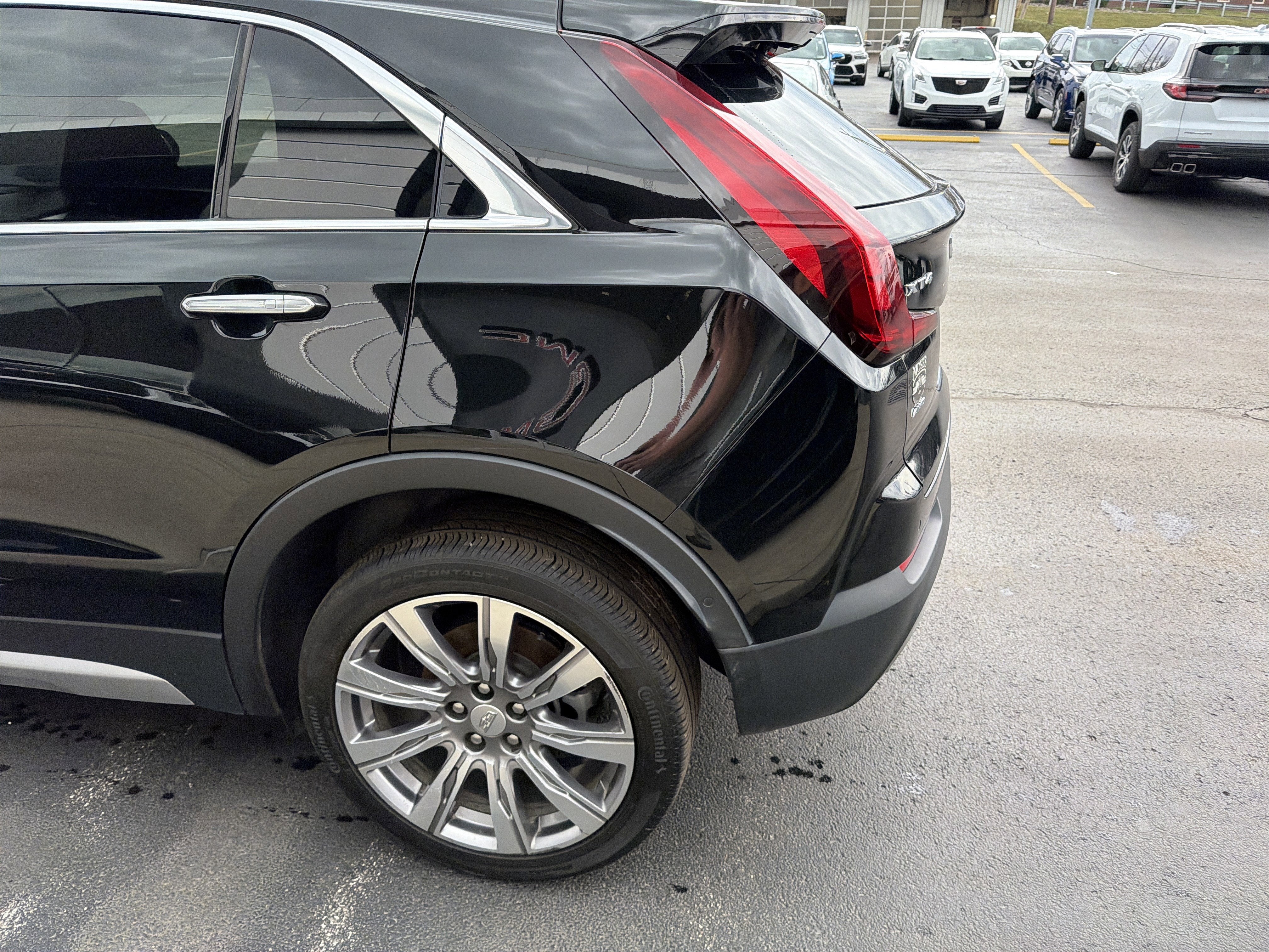 2020 Cadillac XT4 AWD Premium Luxury