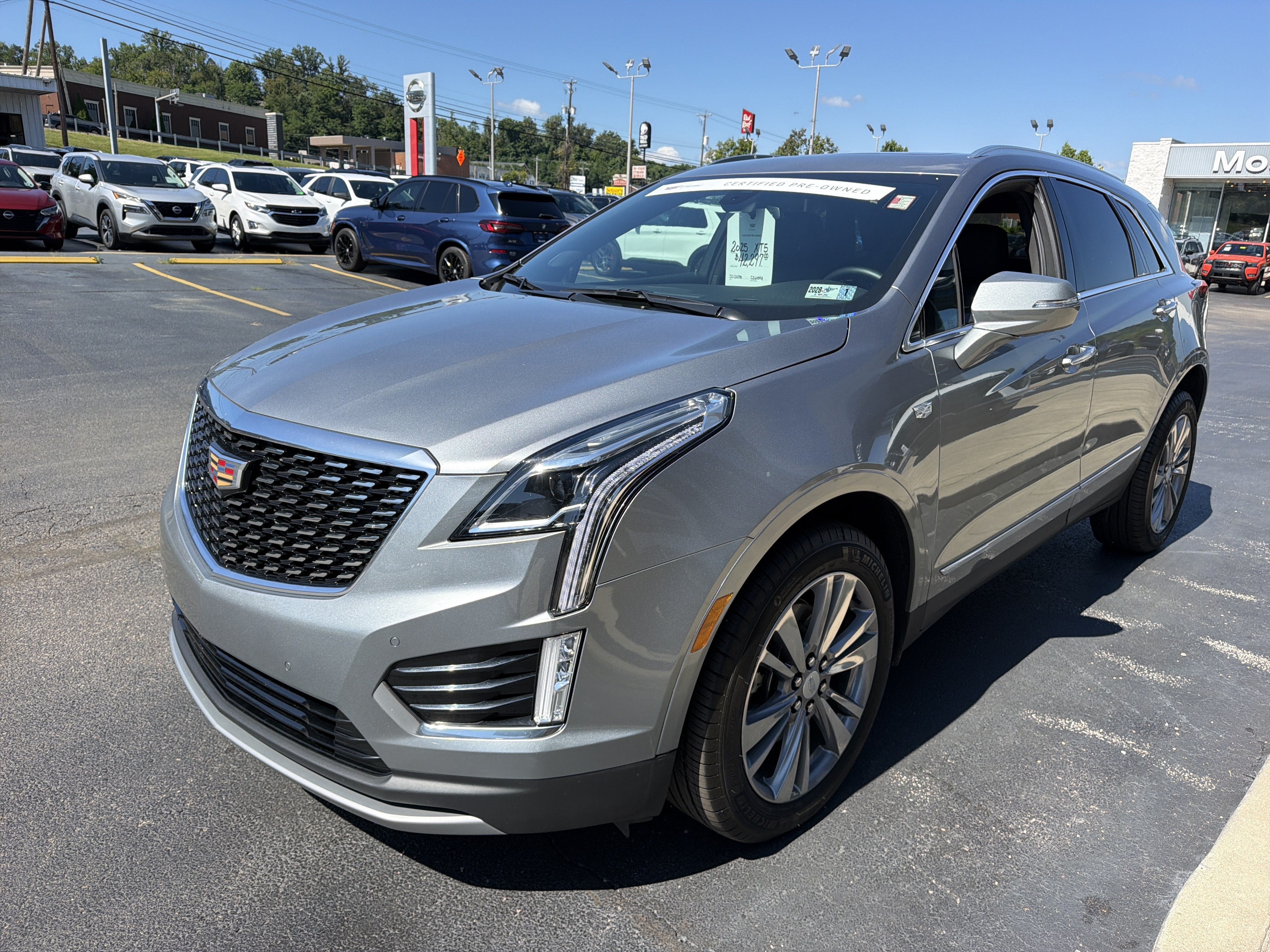 2025 Cadillac XT5 Premium Luxury