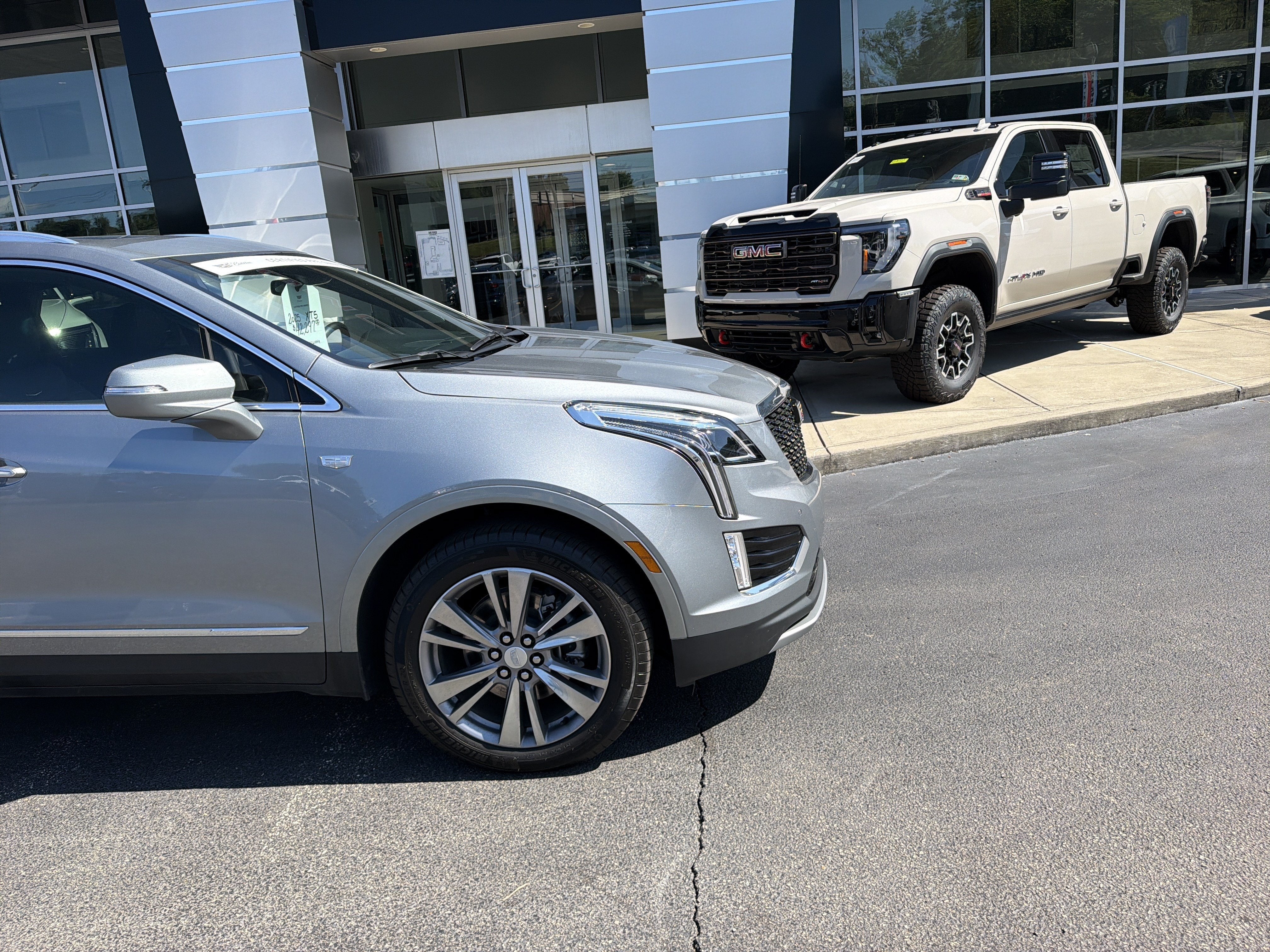 2025 Cadillac XT5 Premium Luxury