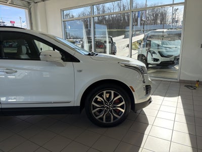 2023 Cadillac XT5 Sport