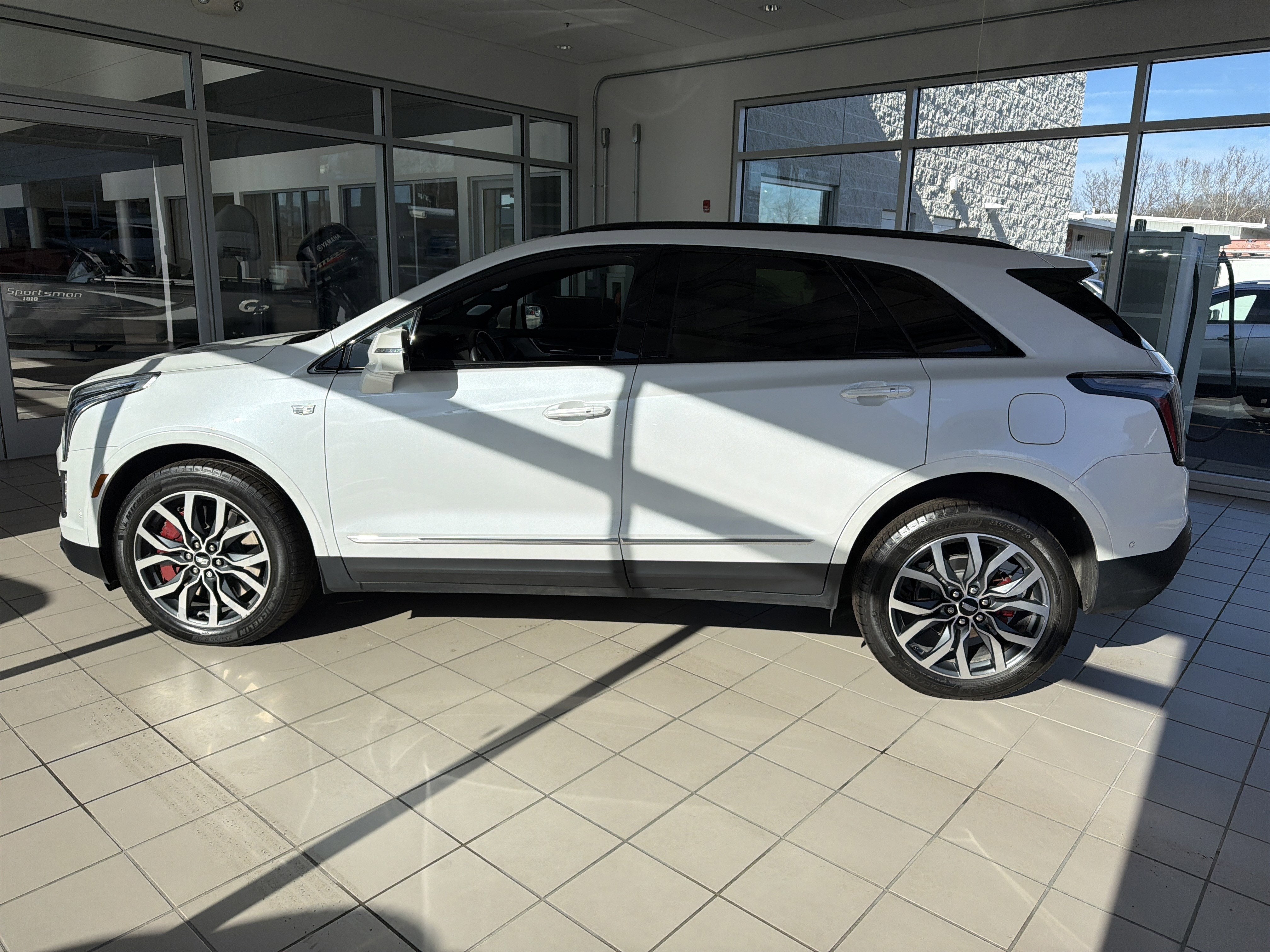 2023 Cadillac XT5 Sport