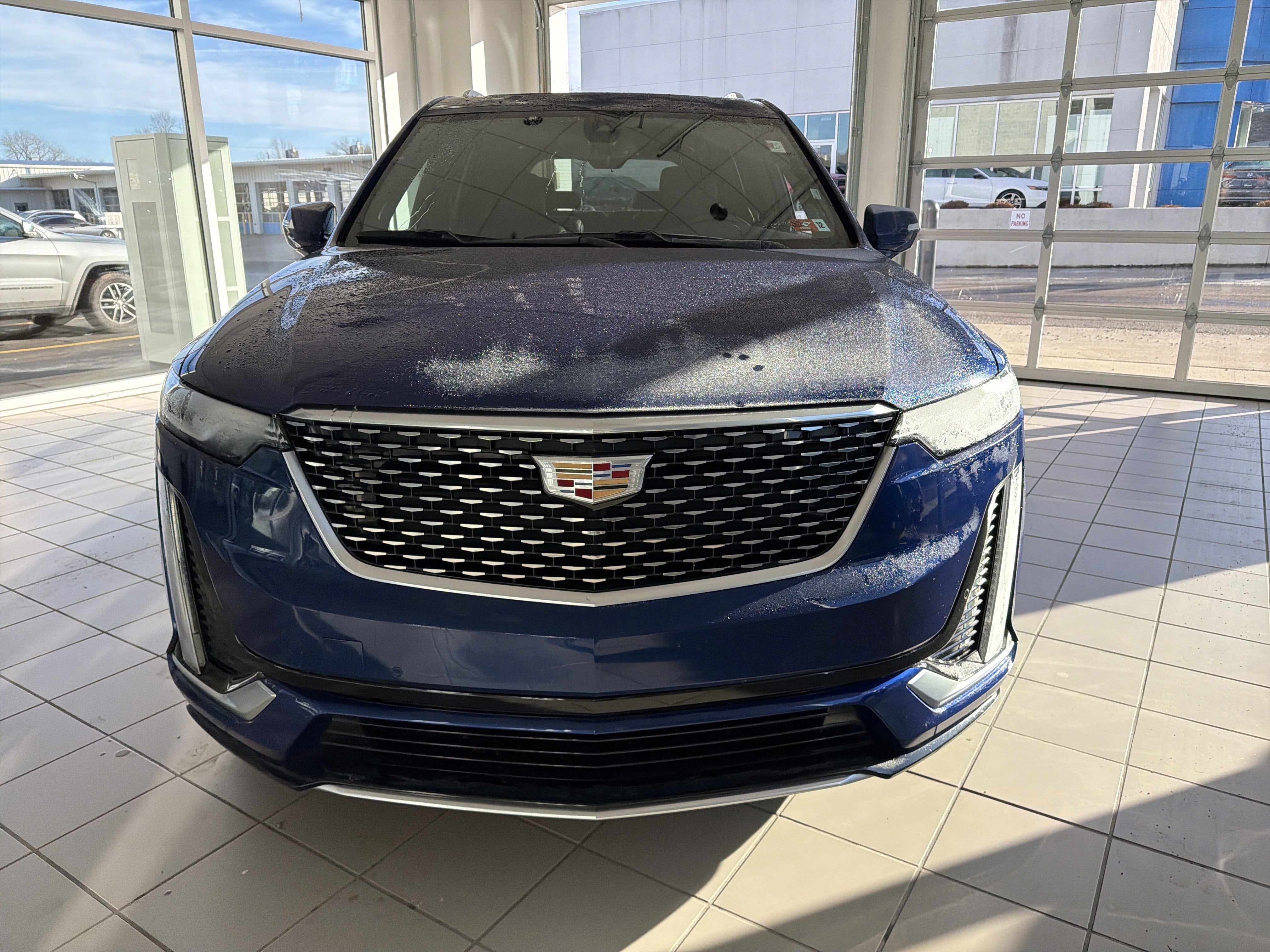 2025 Cadillac XT6 Premium Luxury