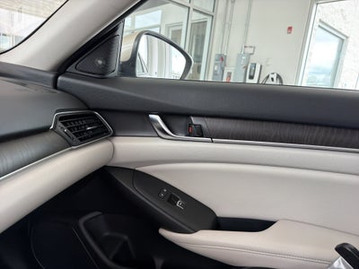 2019 Honda Accord Sedan Touring 2.0T