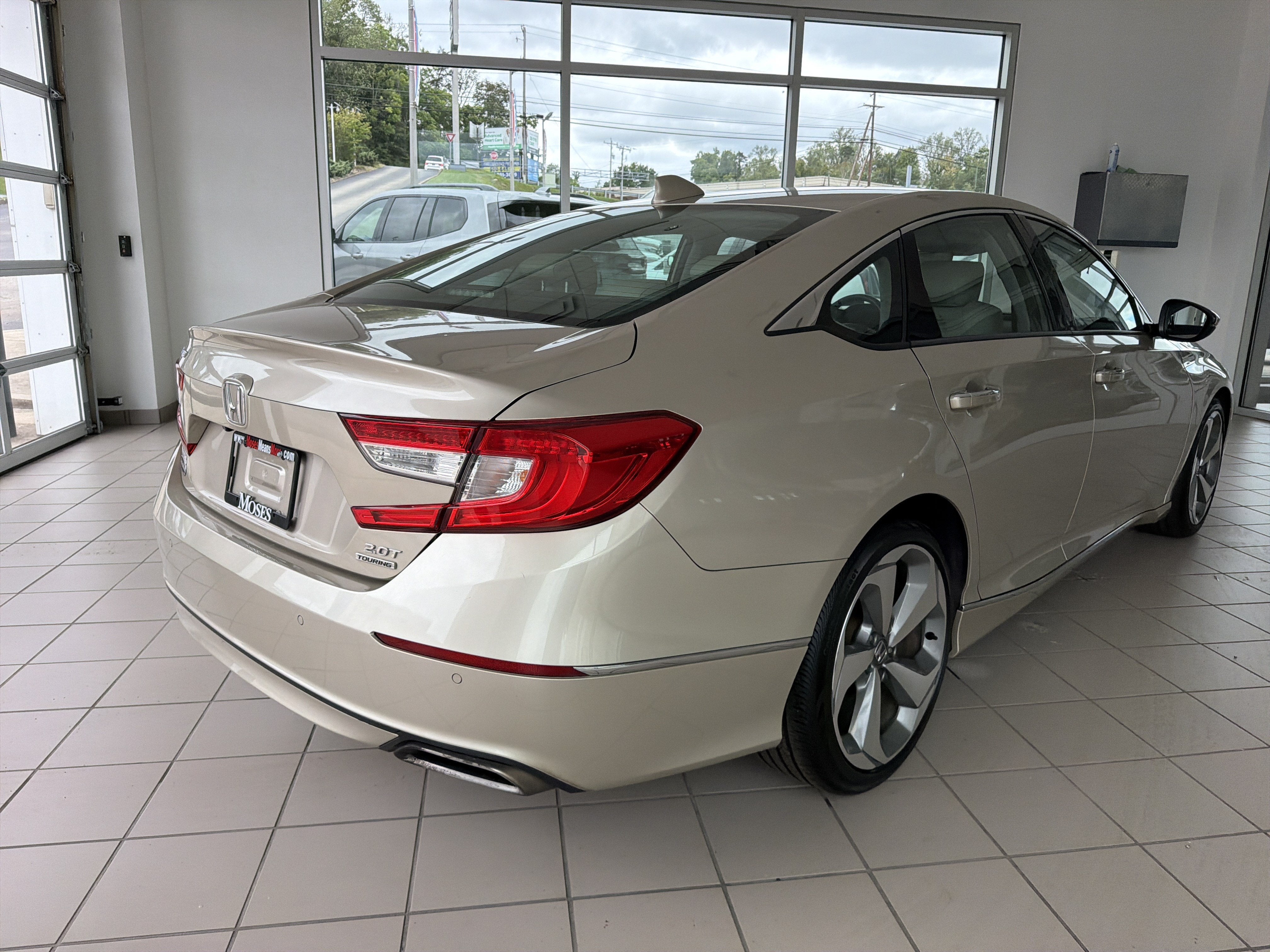 2019 Honda Accord Sedan Touring 2.0T