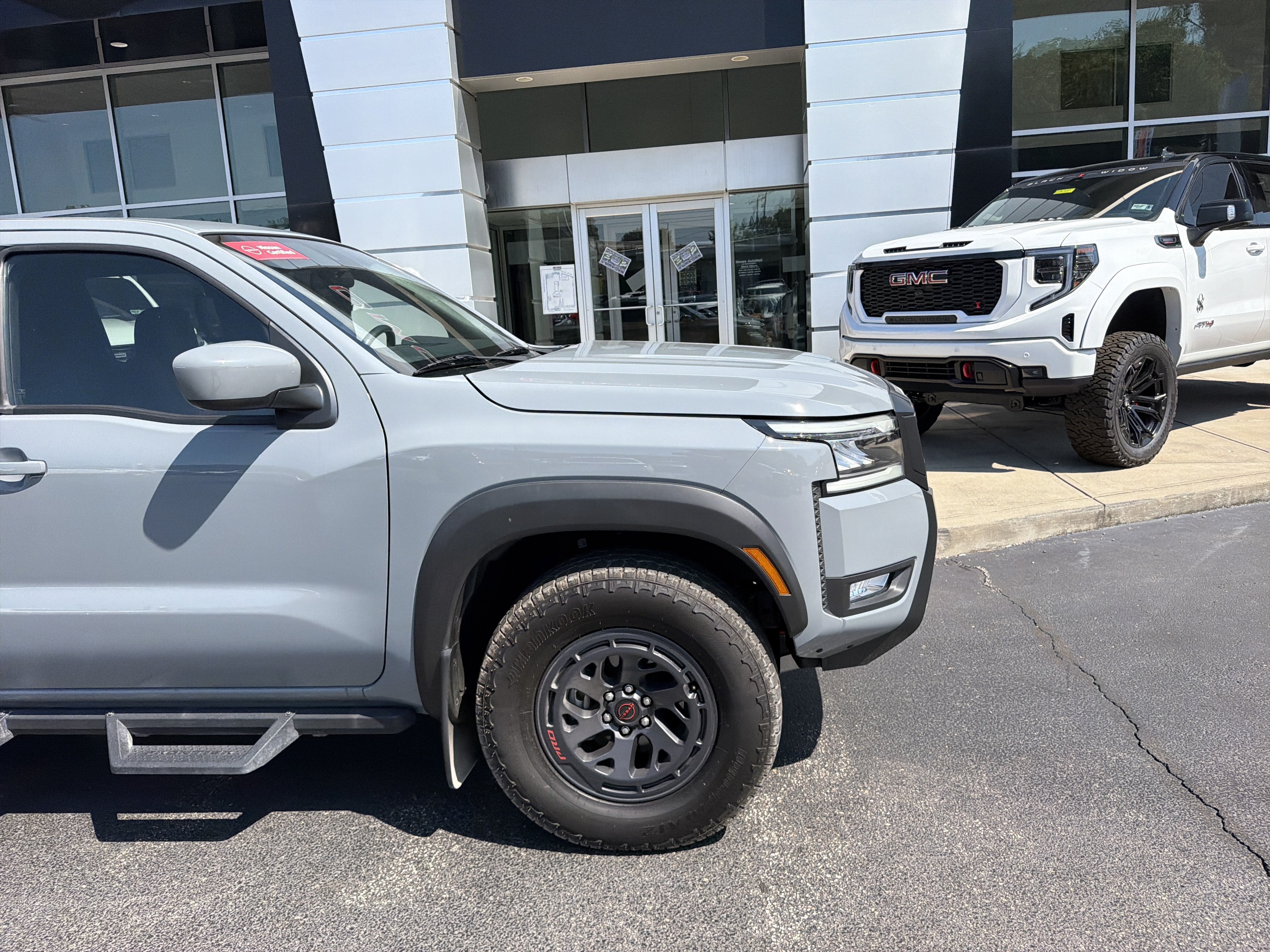 2025 Nissan Frontier PRO-4X