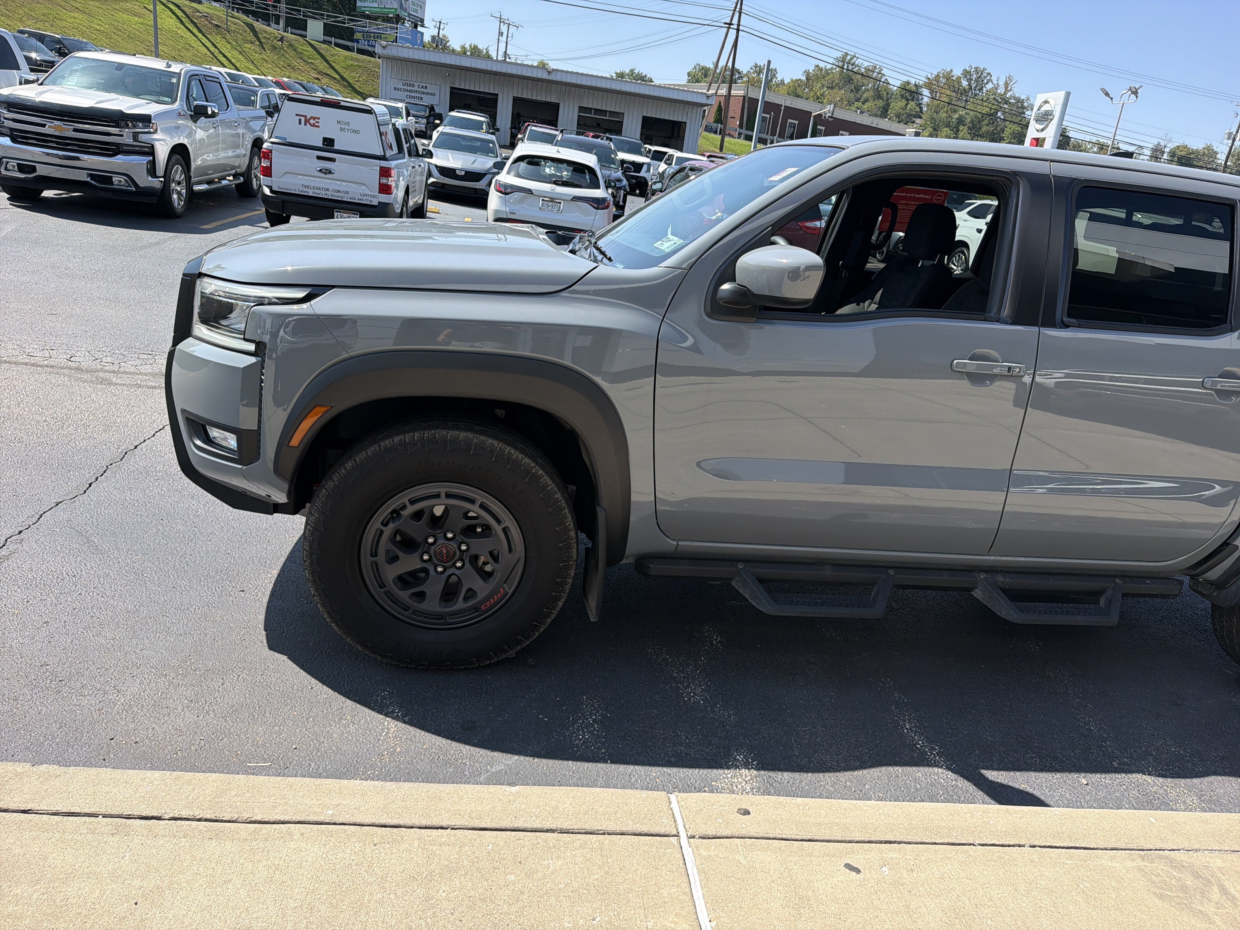 2025 Nissan Frontier PRO-4X