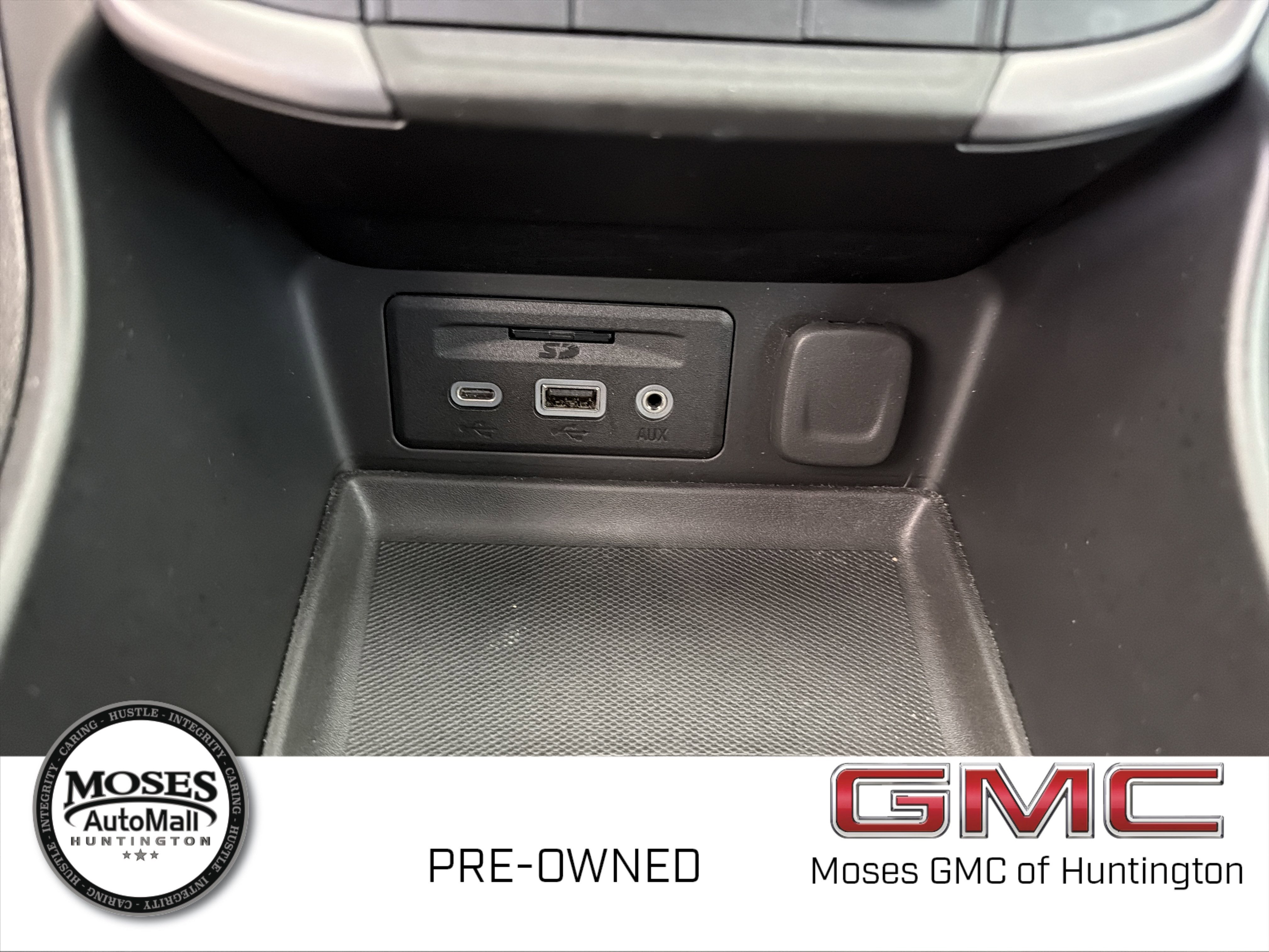 2023 GMC Terrain AT4