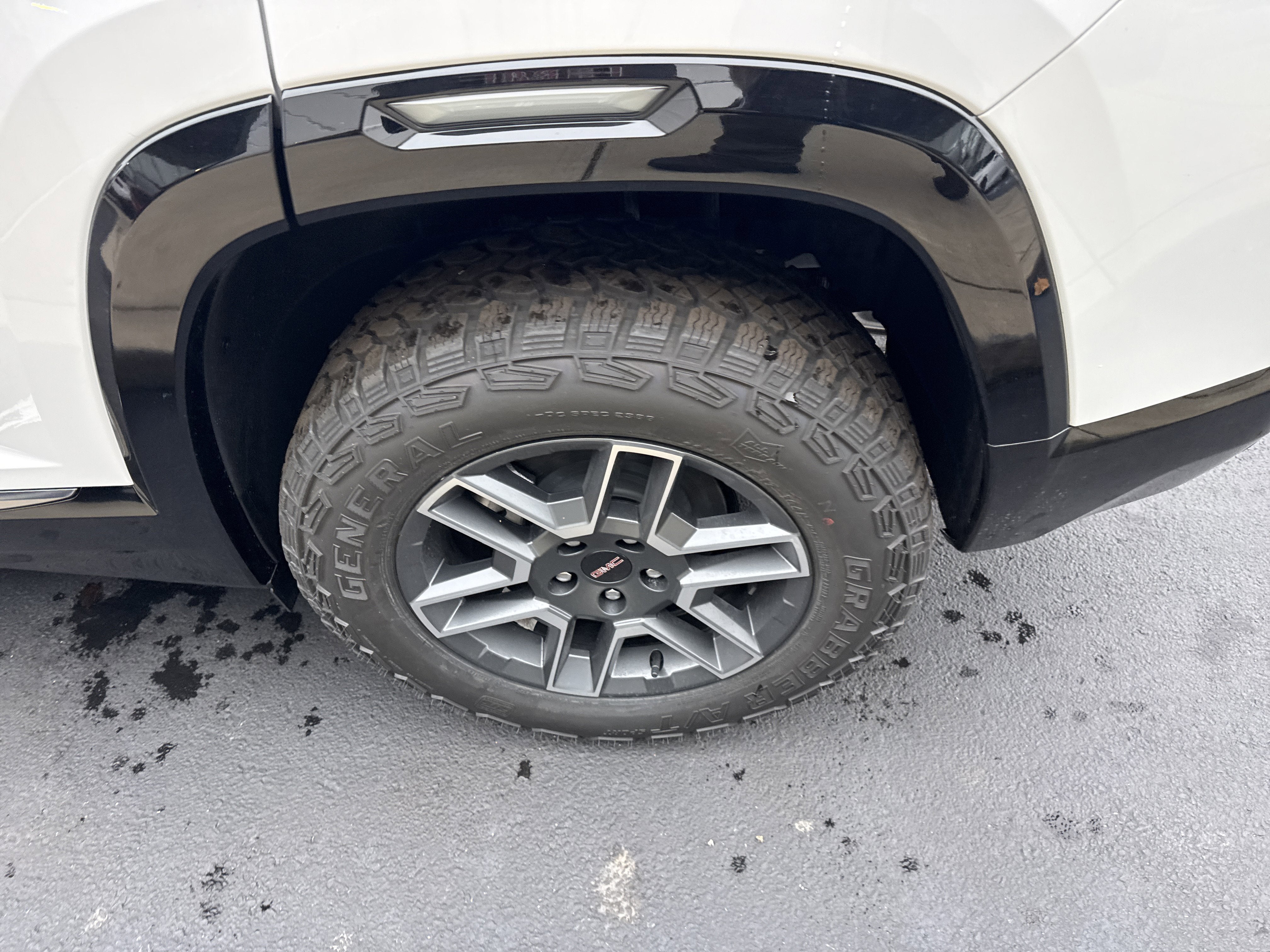 2026 GMC Terrain AT4