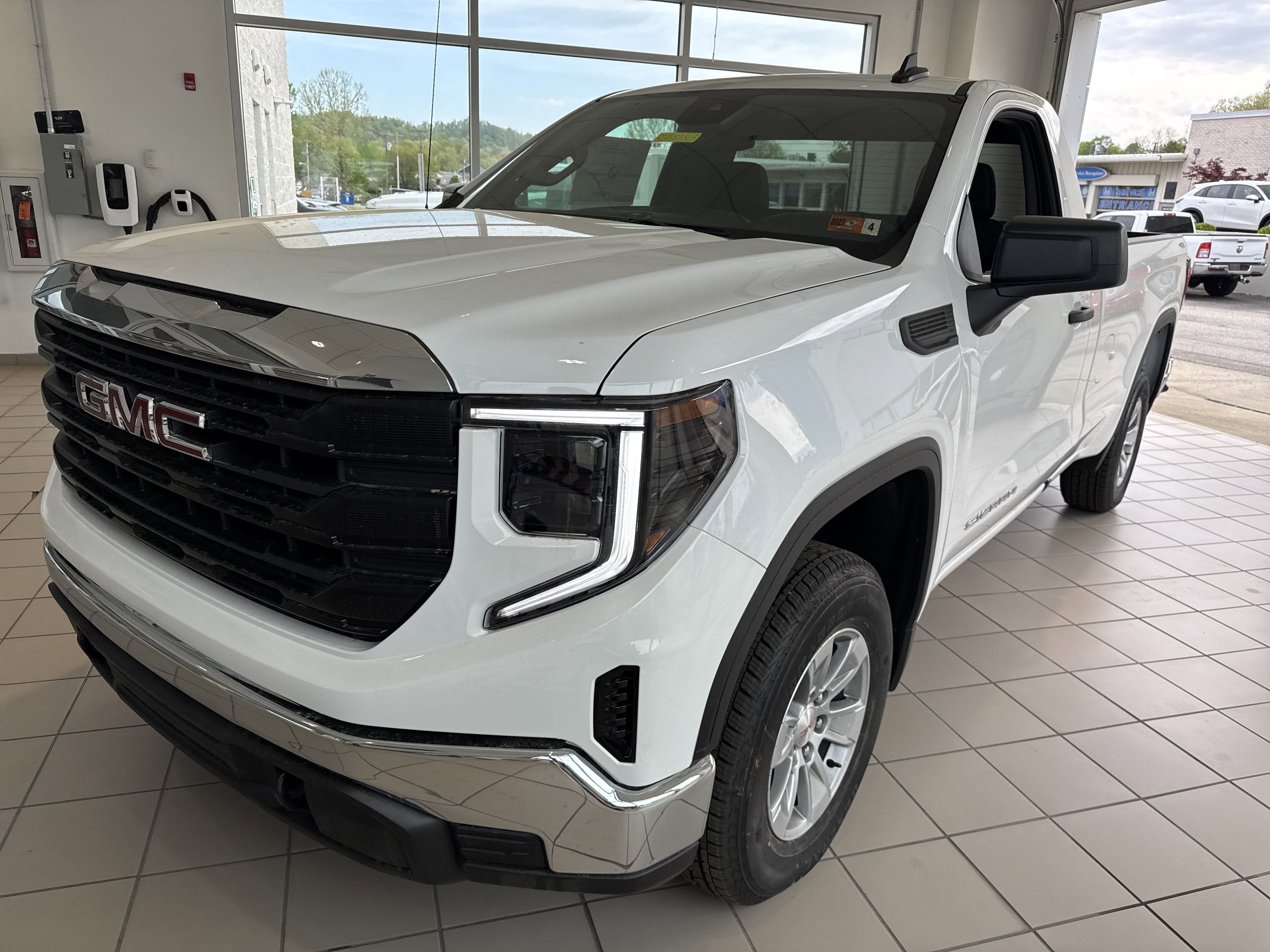2025 GMC Sierra 1500 Pro