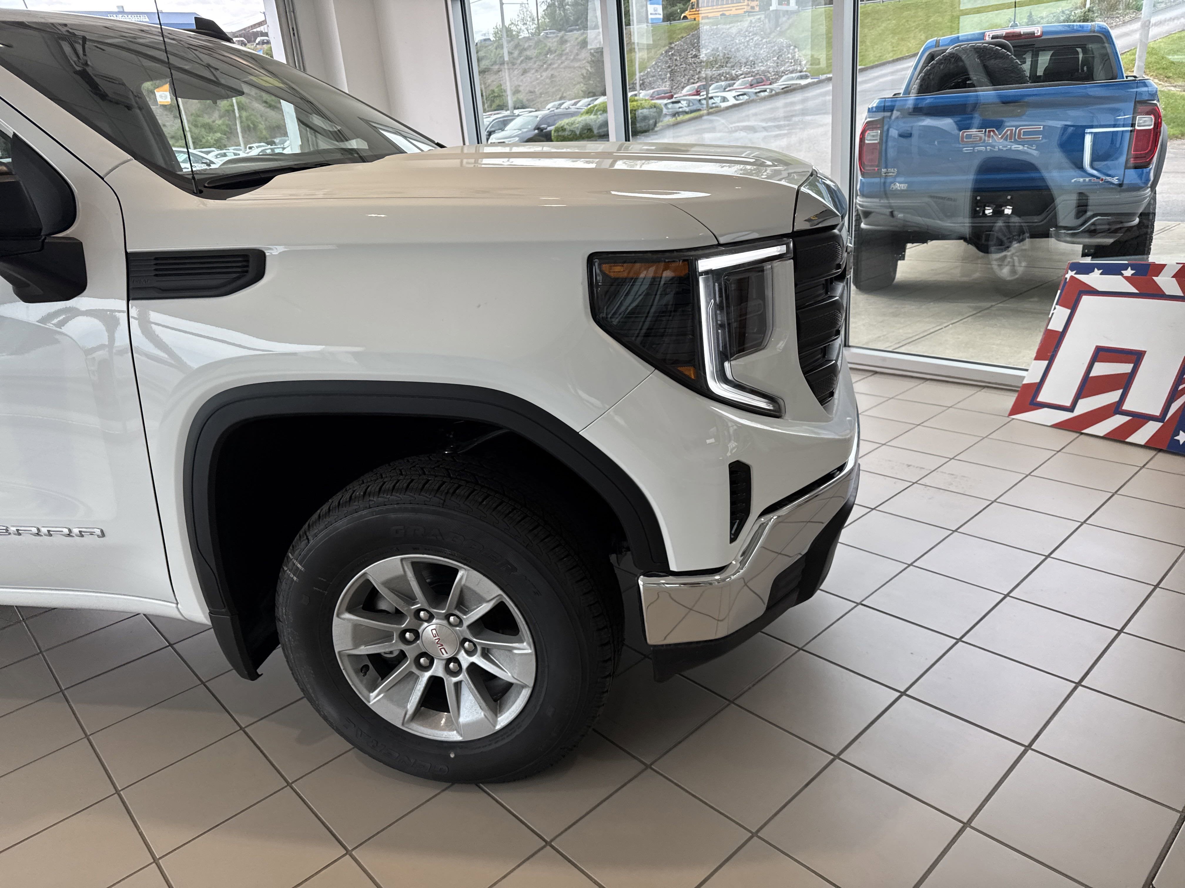 2025 GMC Sierra 1500 Pro