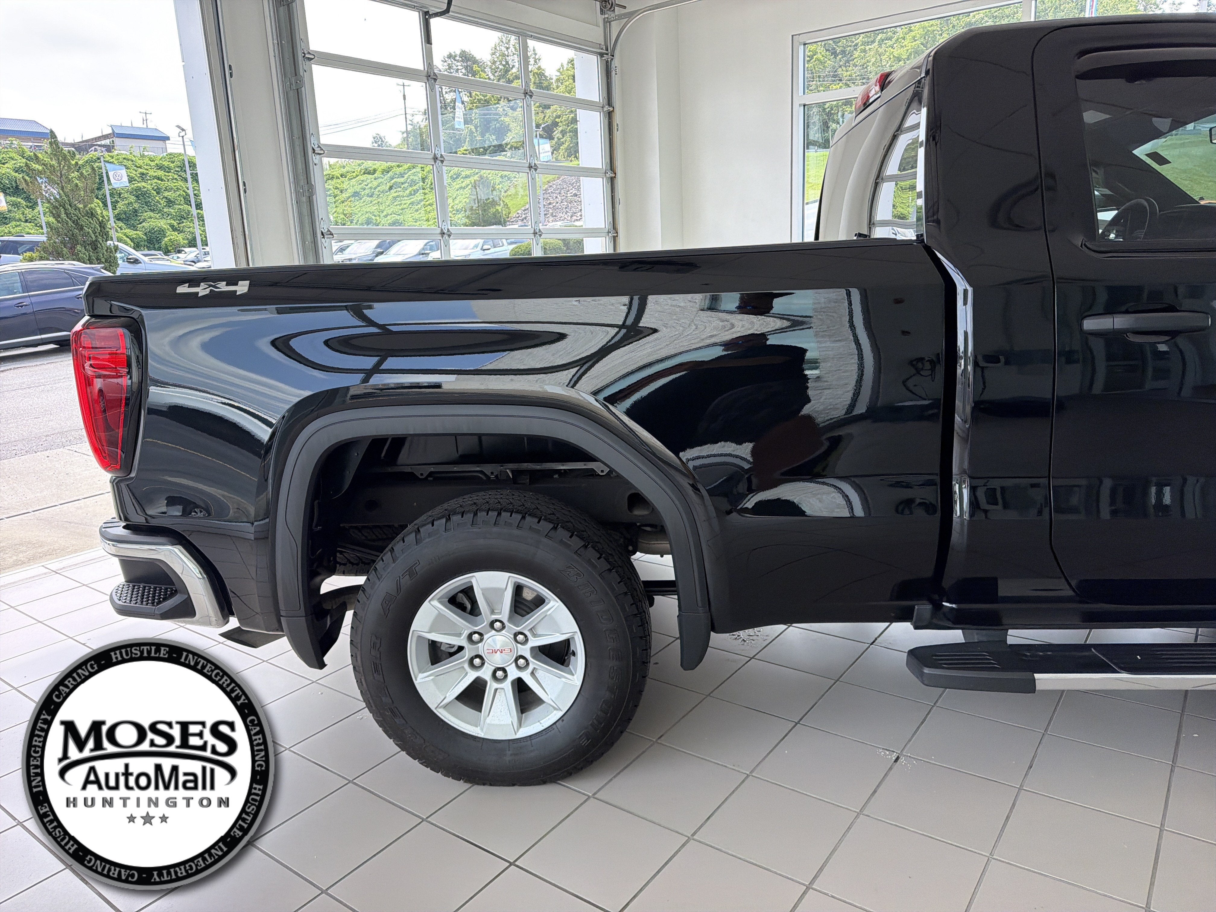 2024 GMC Sierra 1500 Pro