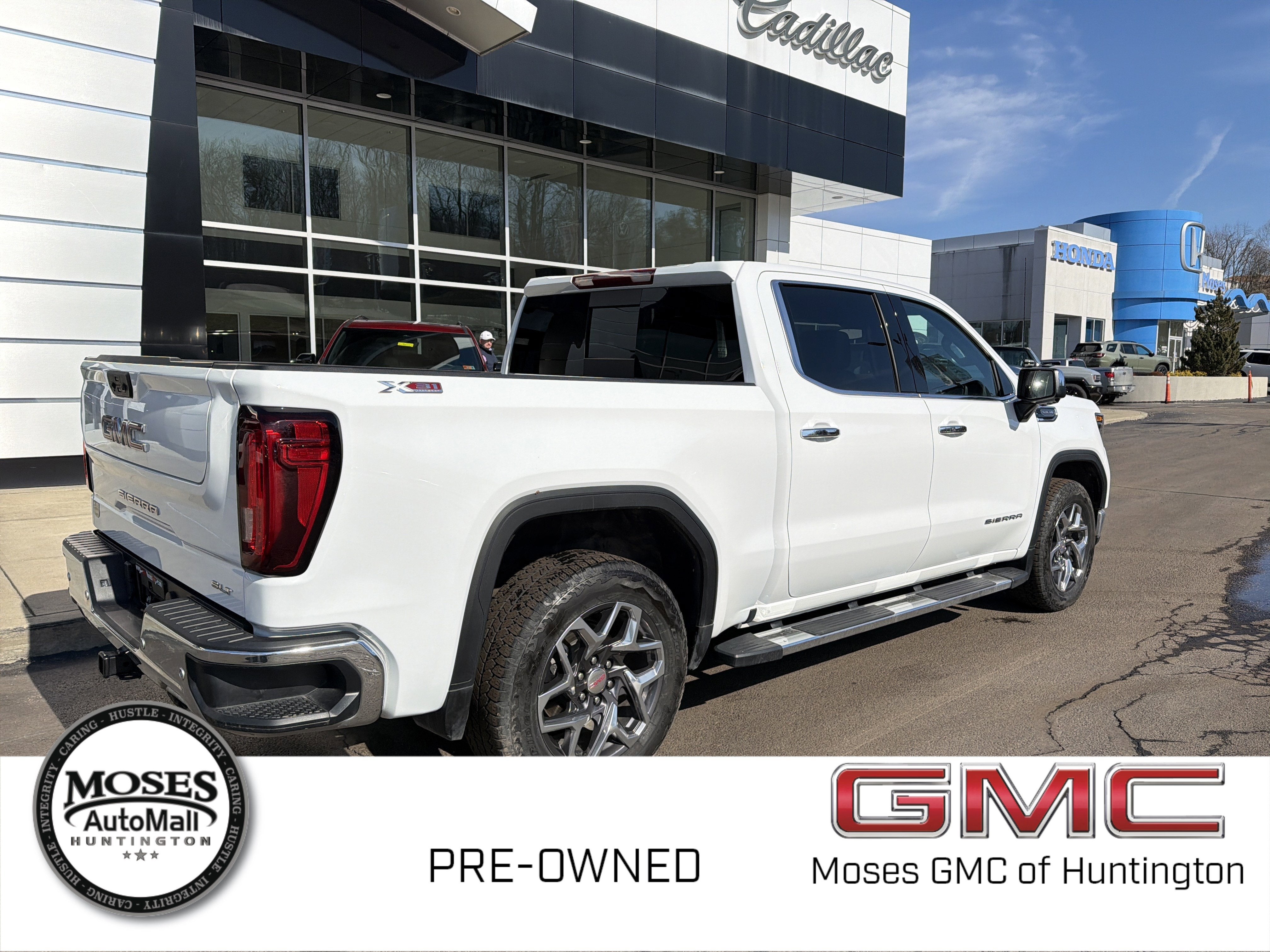 2025 GMC Sierra 1500 SLT