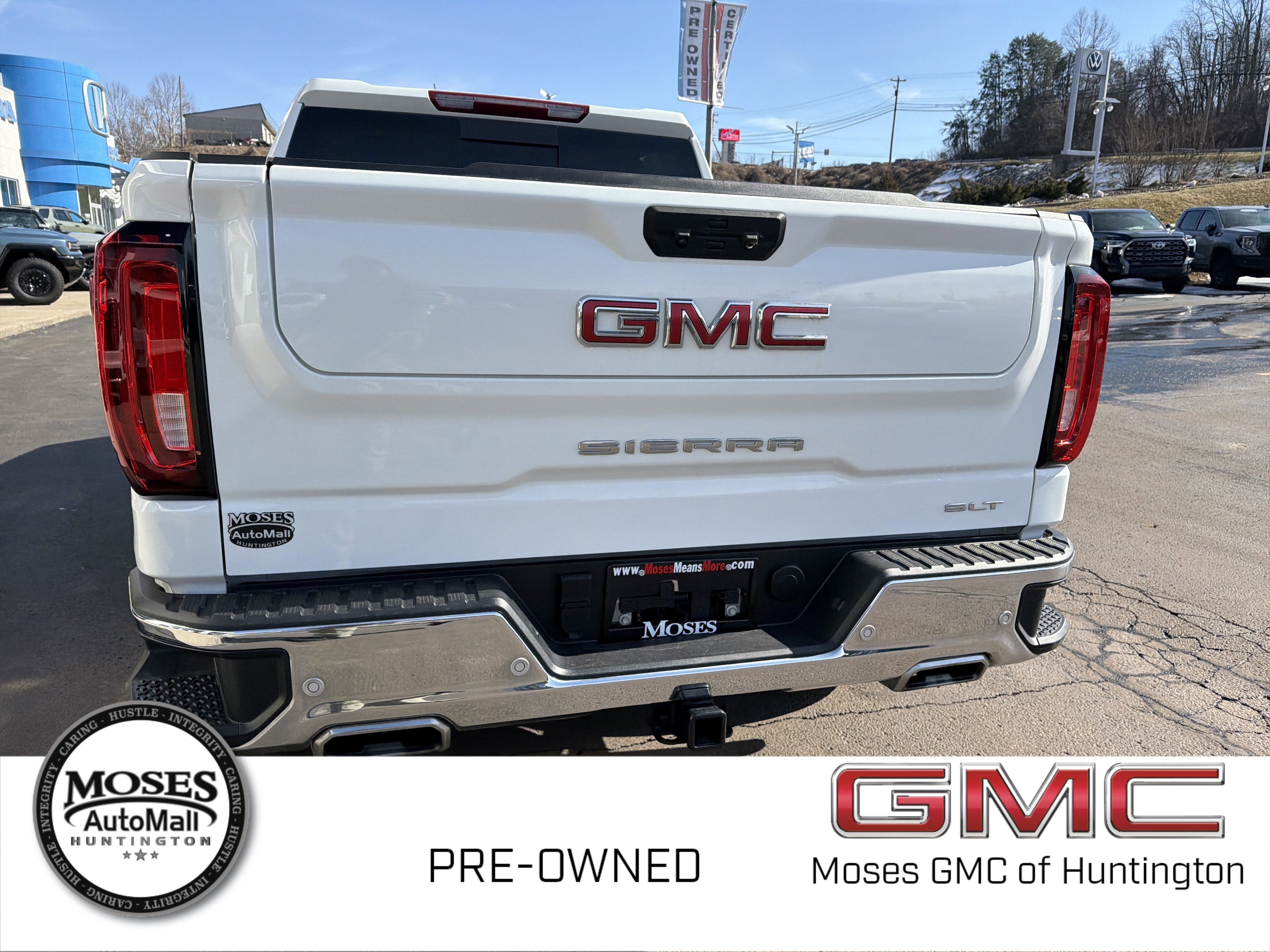 2025 GMC Sierra 1500 SLT