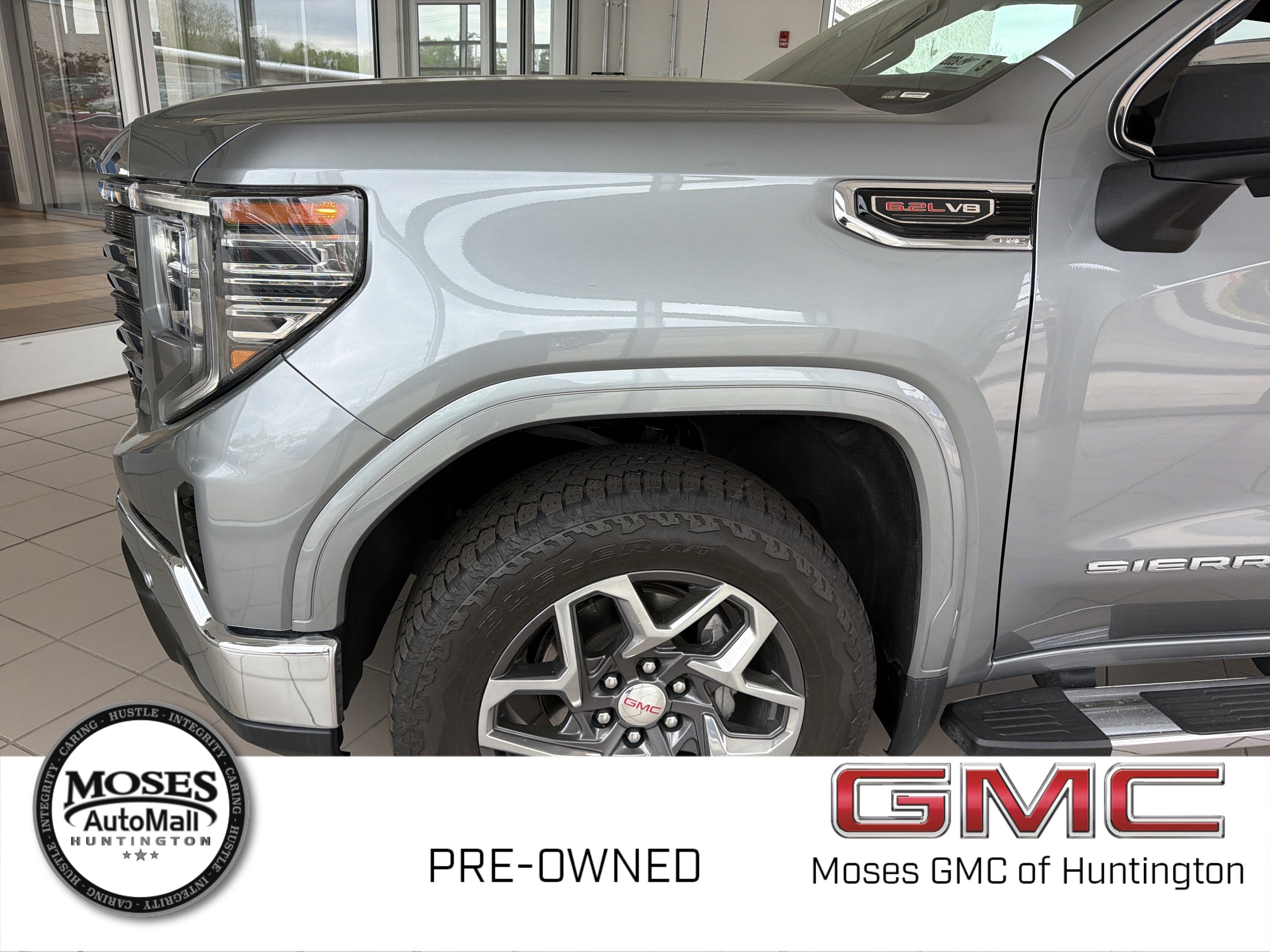 2024 GMC Sierra 1500 SLT
