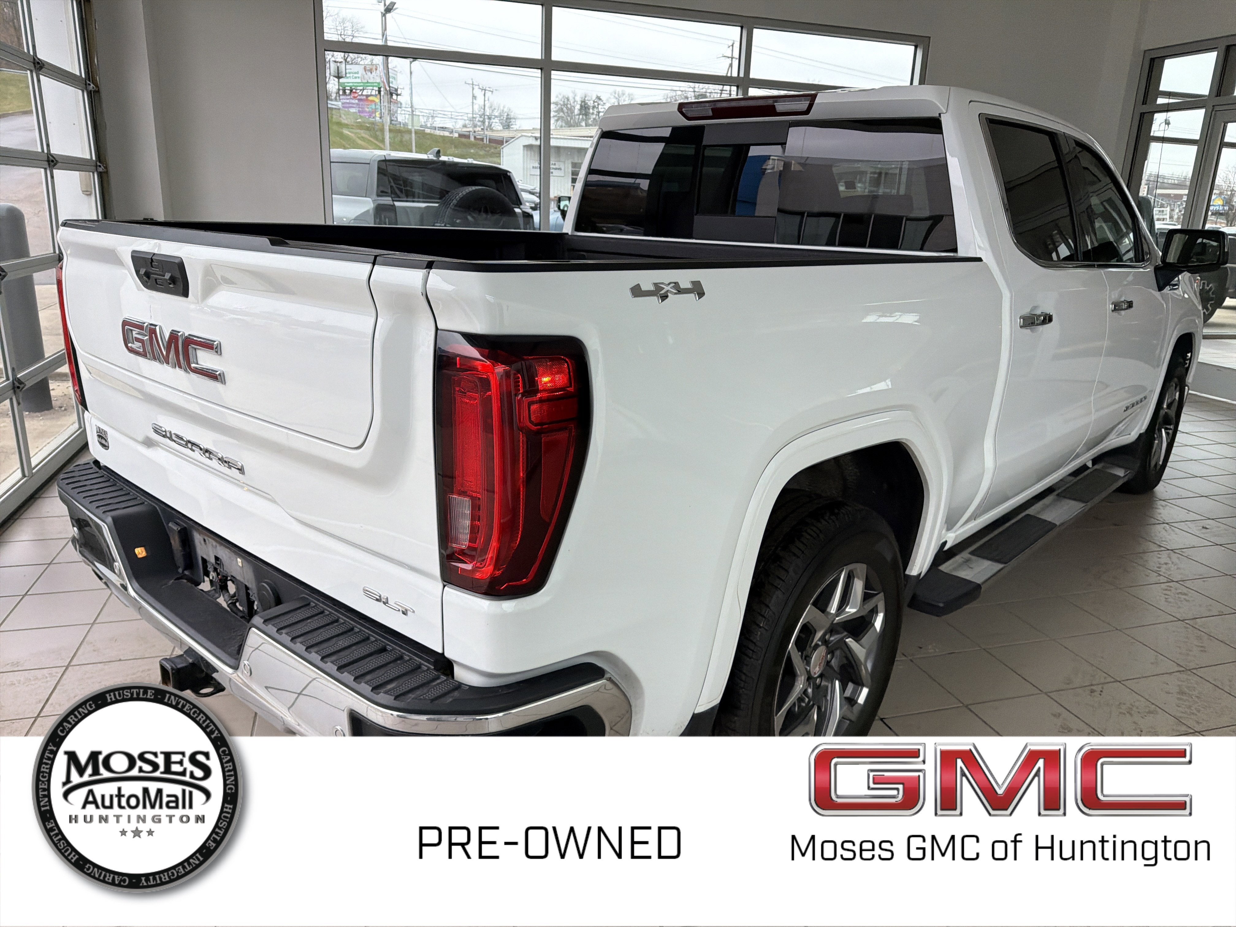 2022 GMC Sierra 1500 SLT