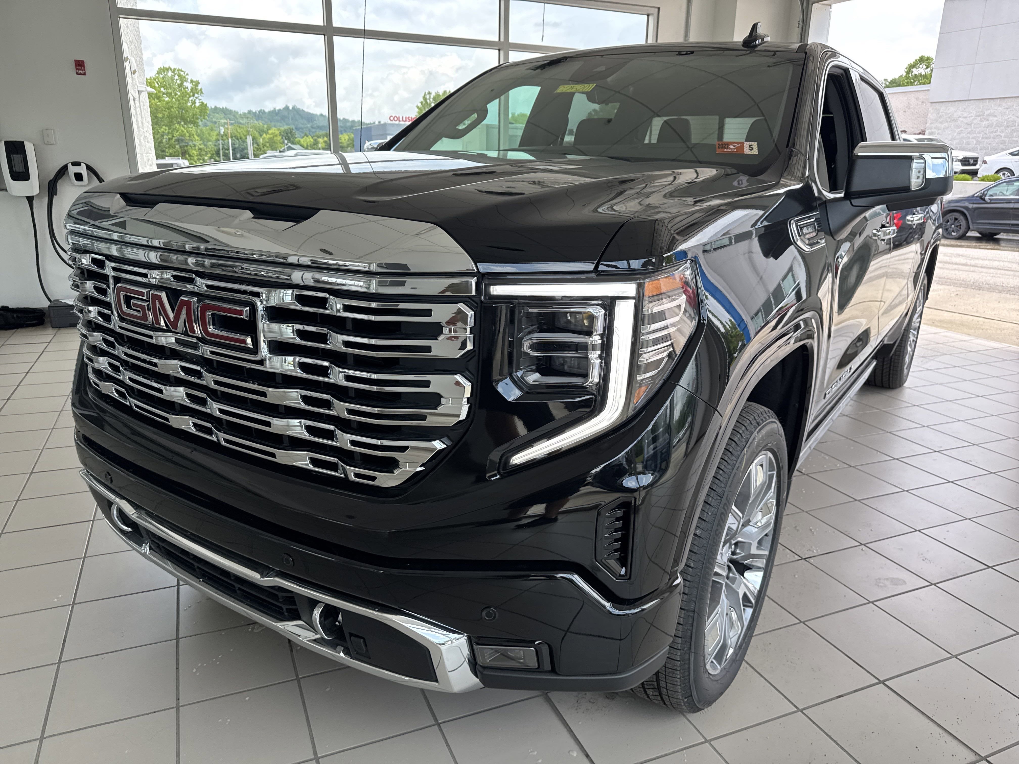 2025 GMC Sierra 1500 Denali