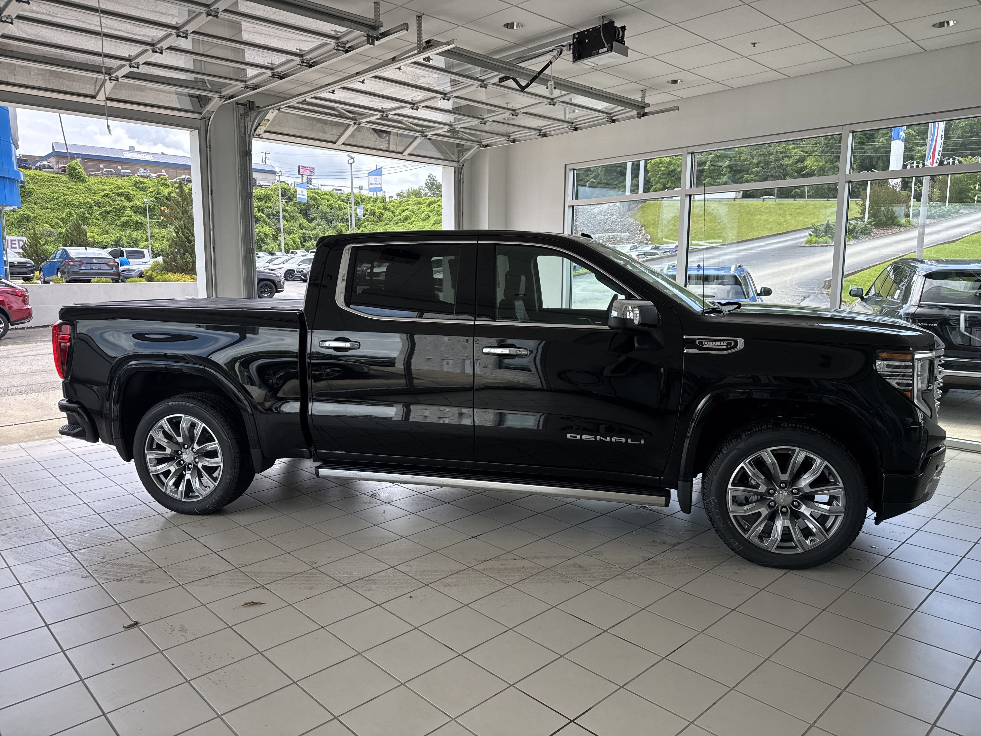 2025 GMC Sierra 1500 Denali