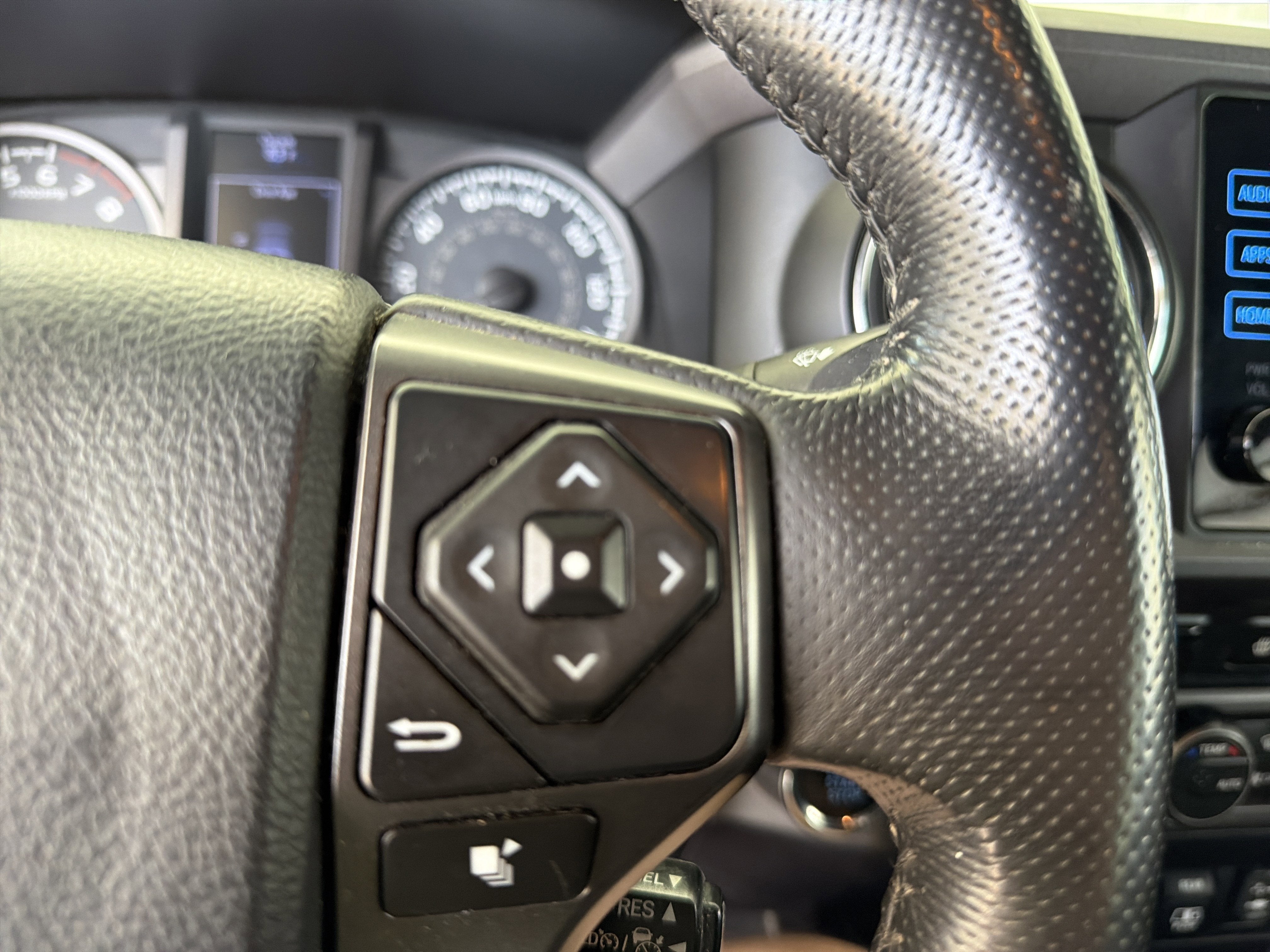 2019 Toyota Tacoma 4WD SR