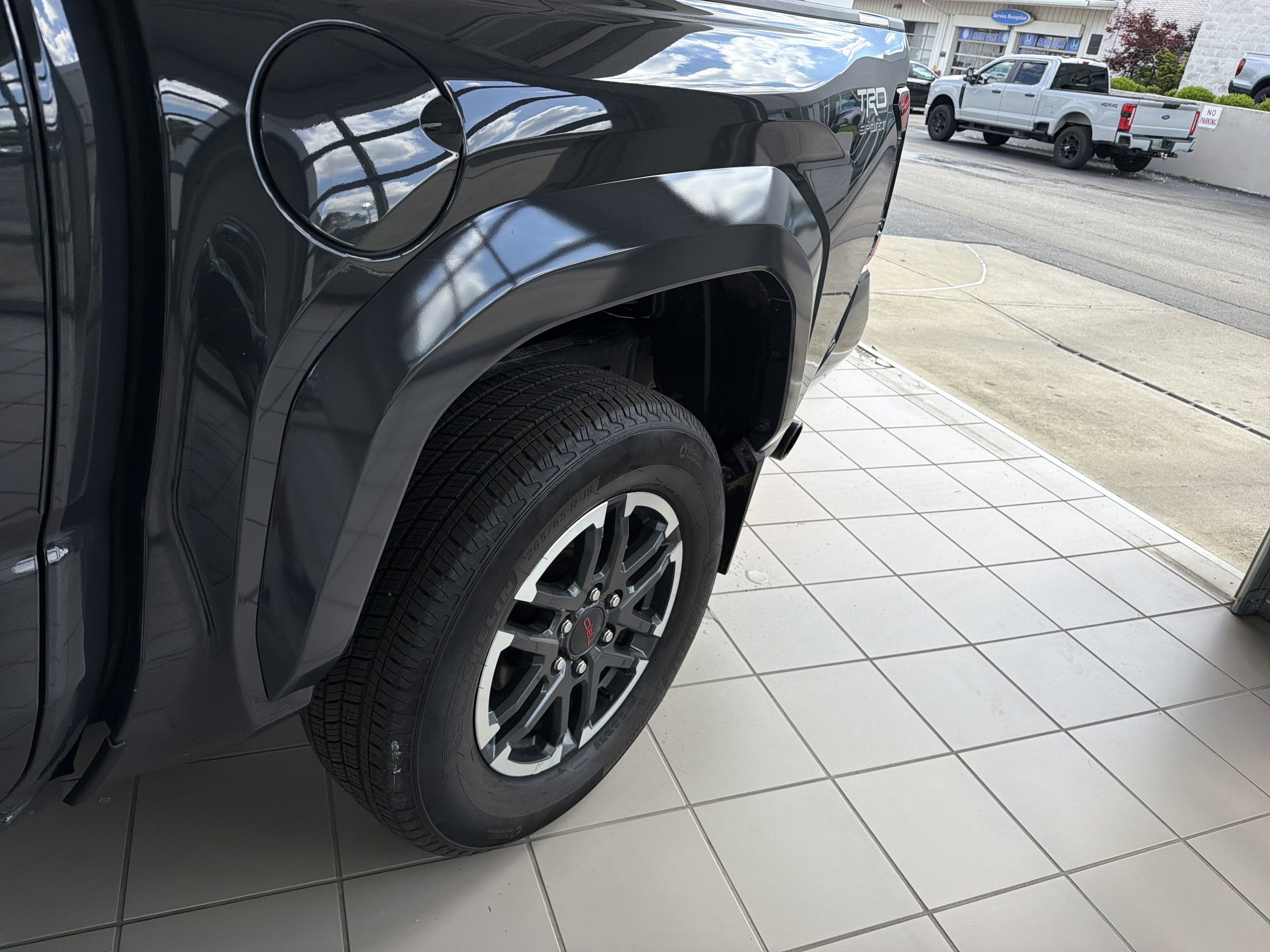 2024 Toyota Tacoma 4WD SR5
