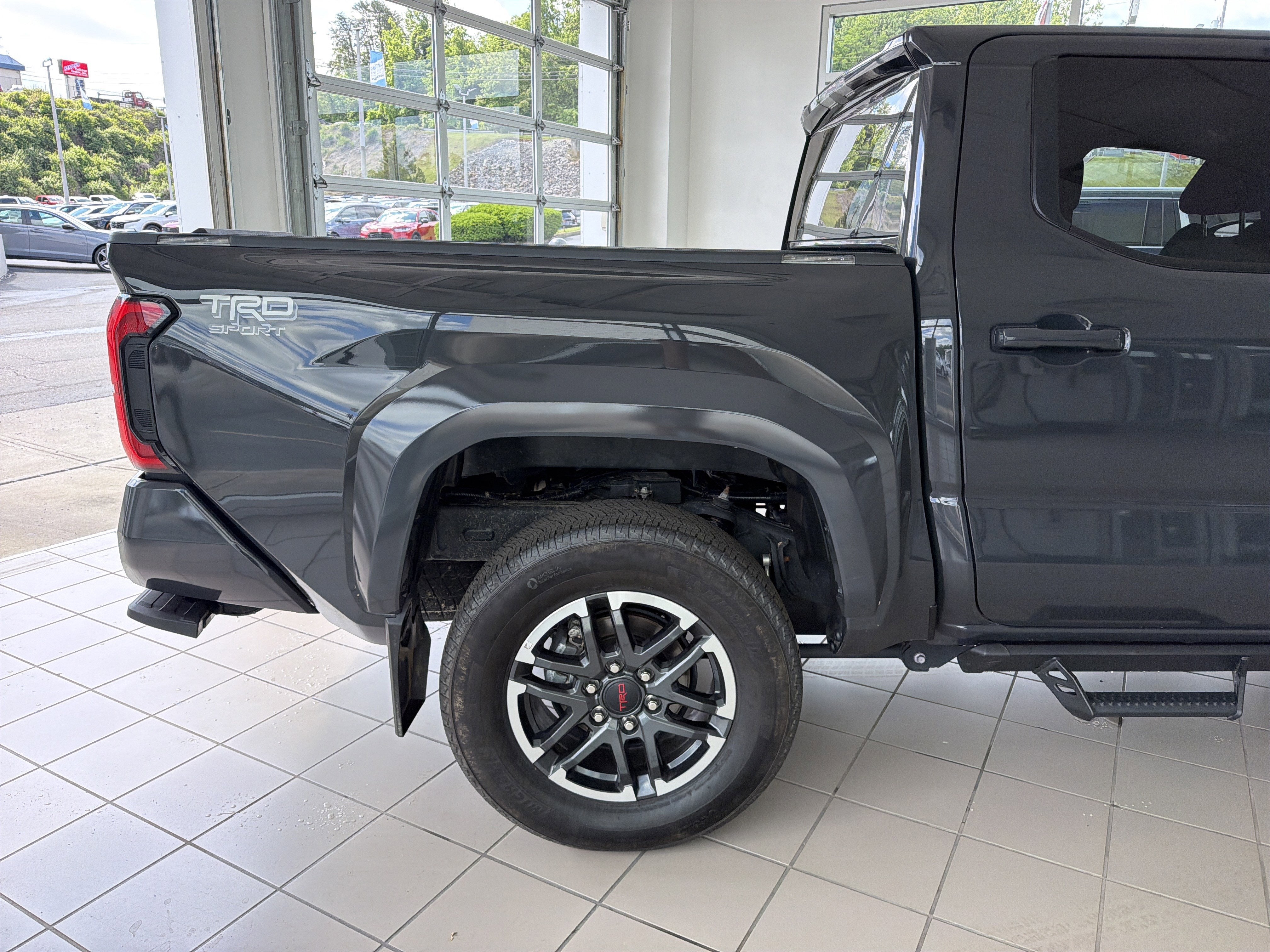 2024 Toyota Tacoma 4WD SR5