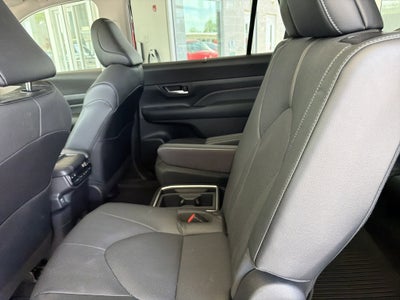 2025 Toyota Grand Highlander XLE