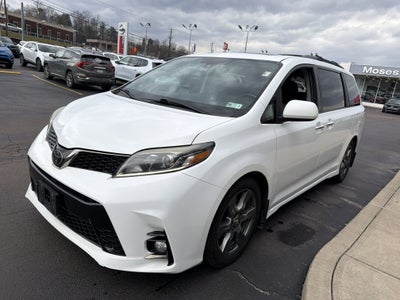 2018 Toyota Sienna SE