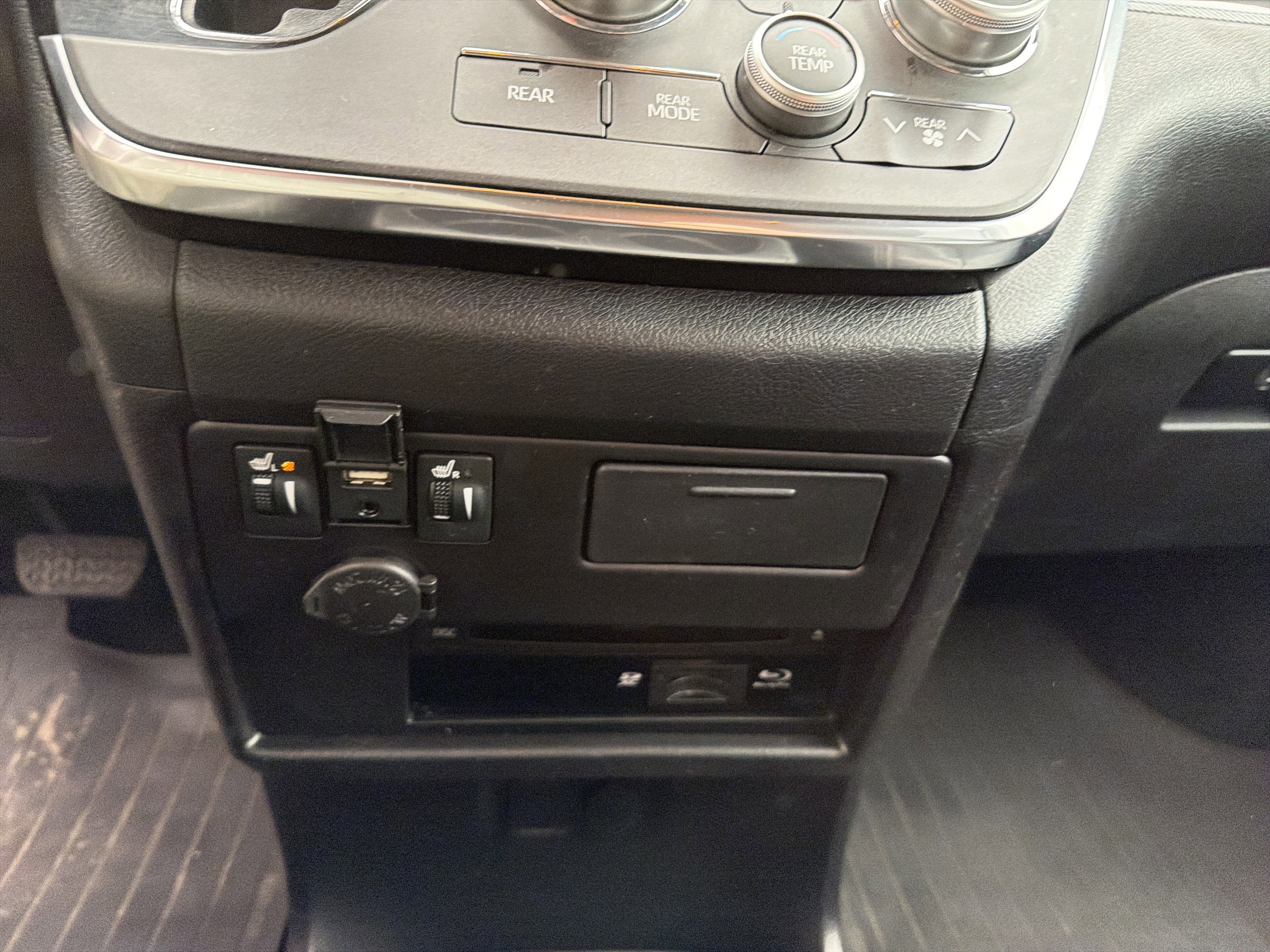 2018 Toyota Sienna SE