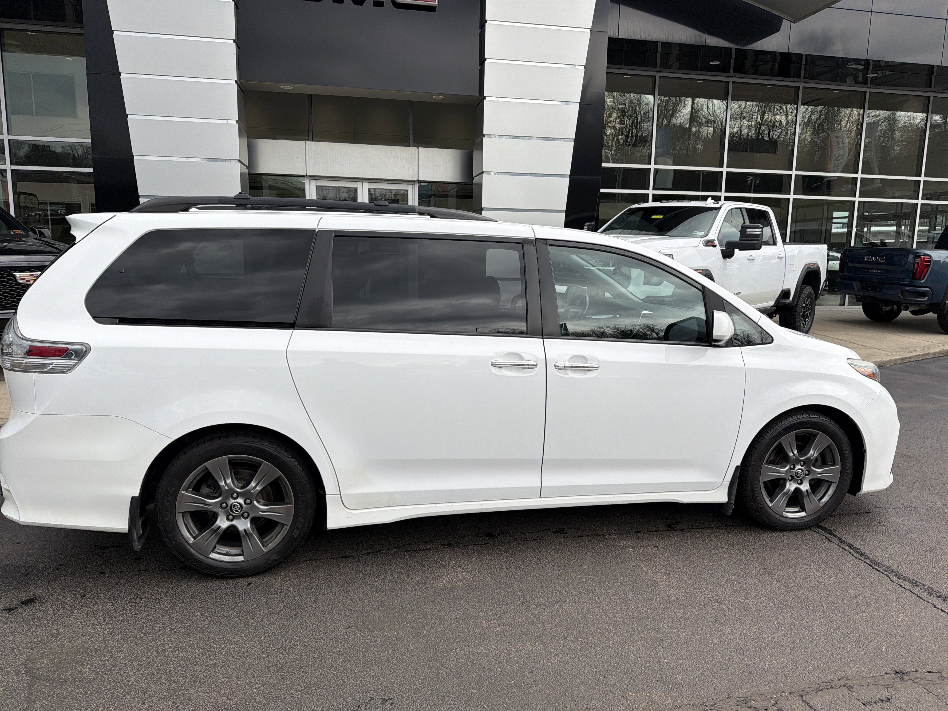 2018 Toyota Sienna SE
