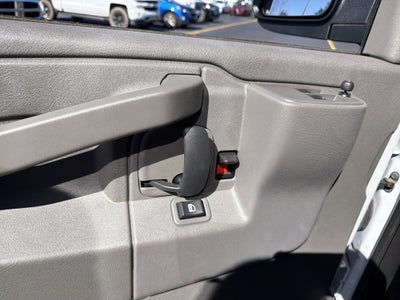 2025 GMC Savana Cutaway 3500 1WT